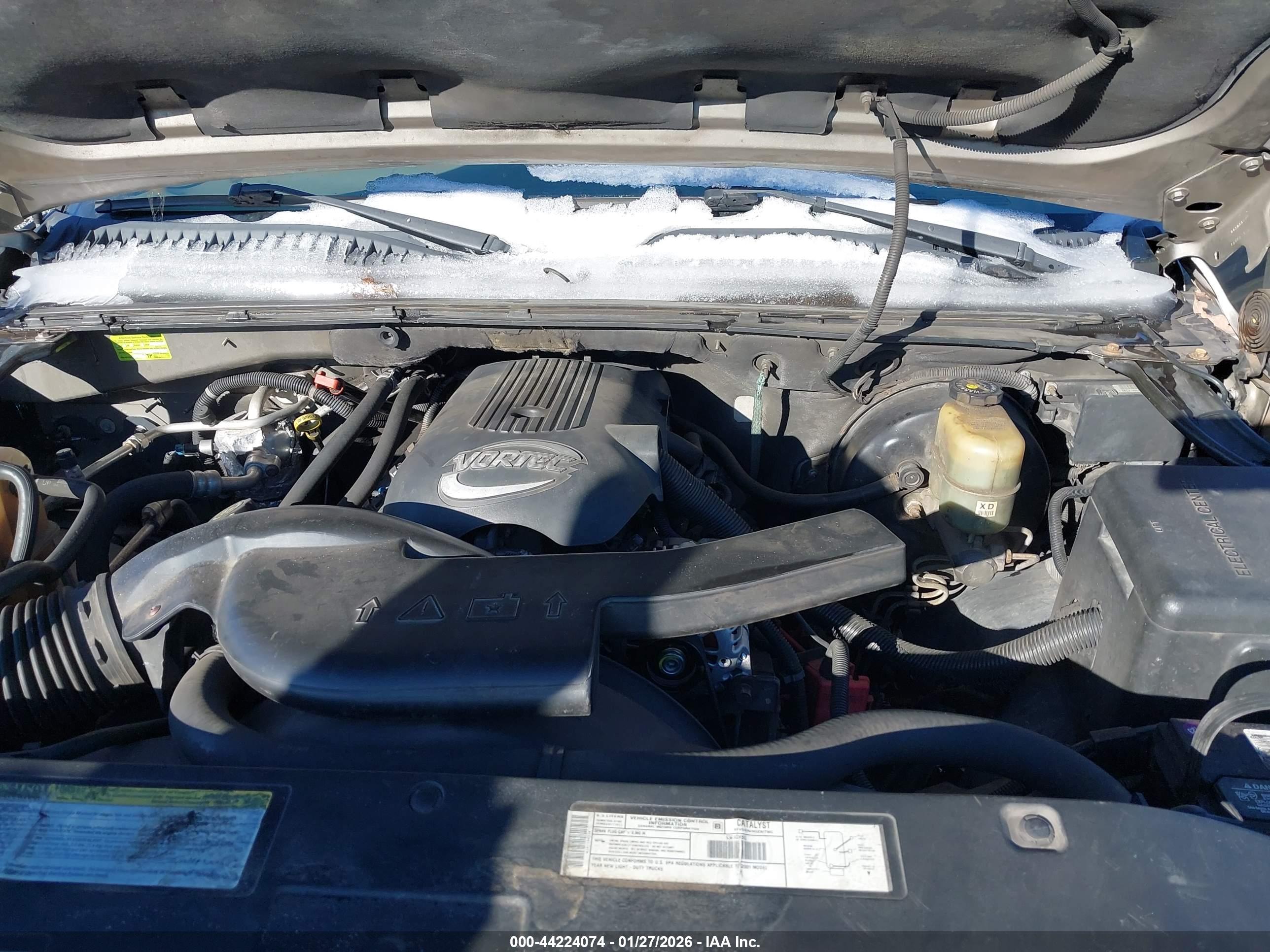 CHEVROLET TAHOE image 10