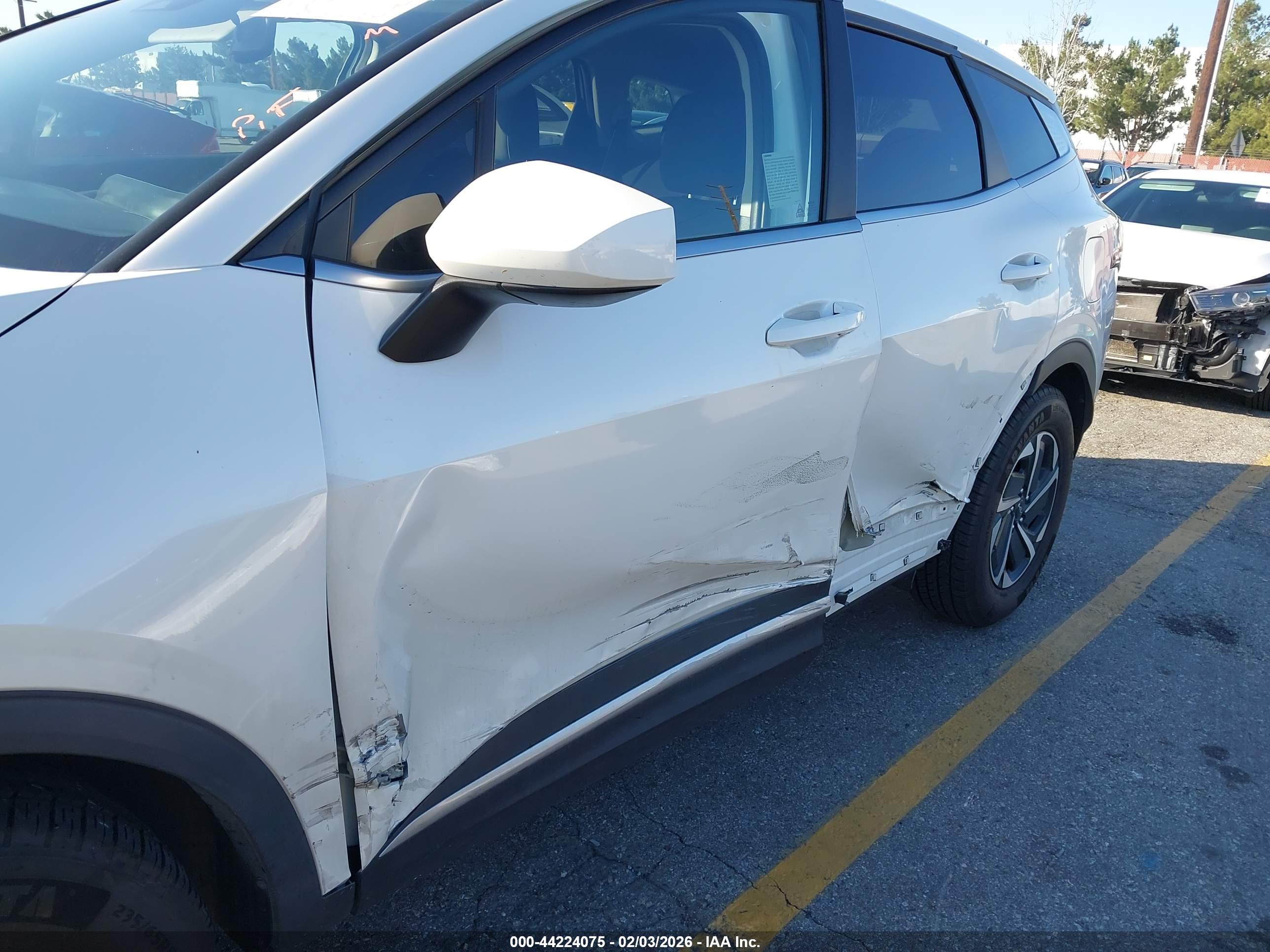 KIA SPORTAGE image 6