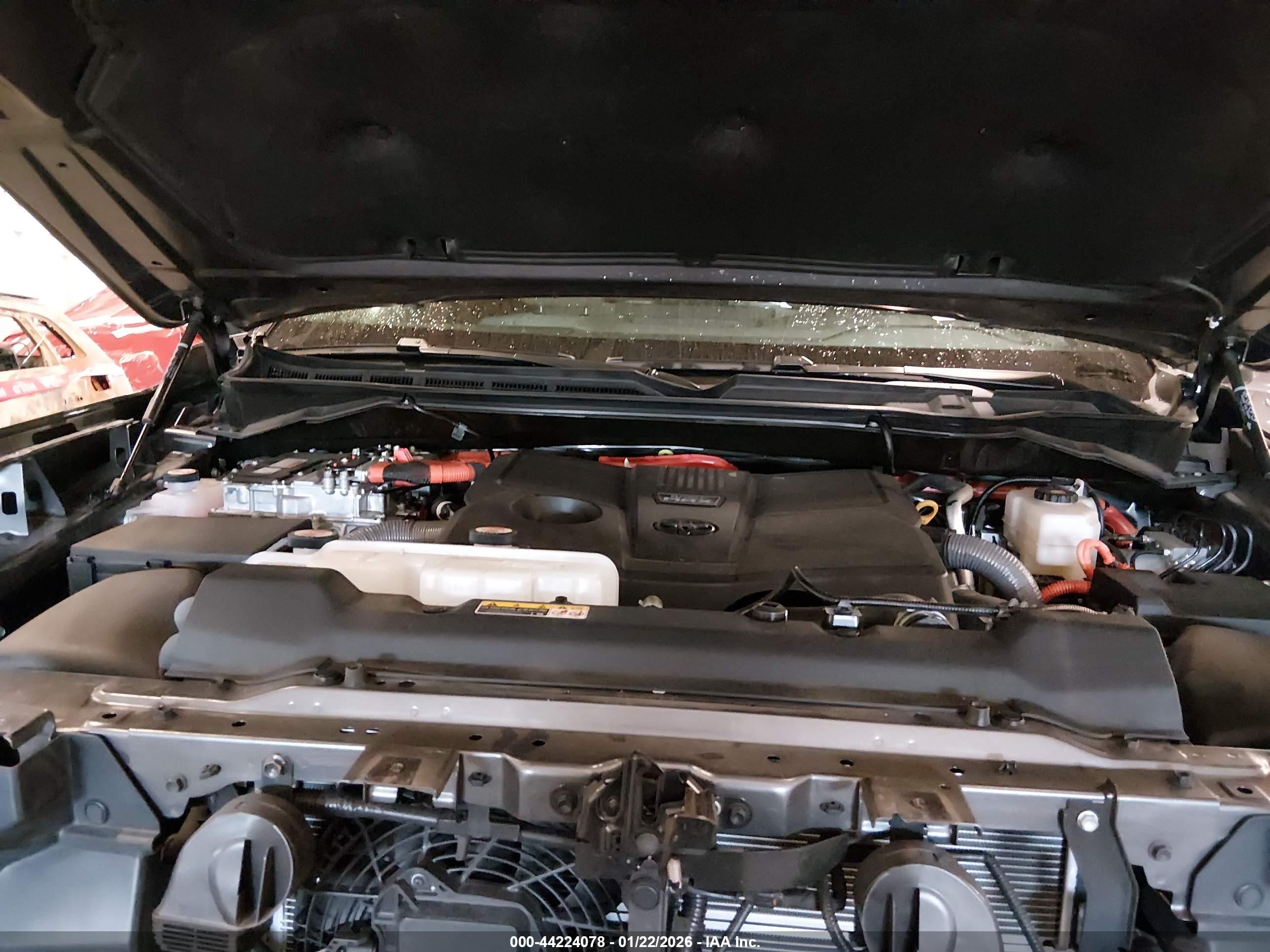 TOYOTA TUNDRA image 10