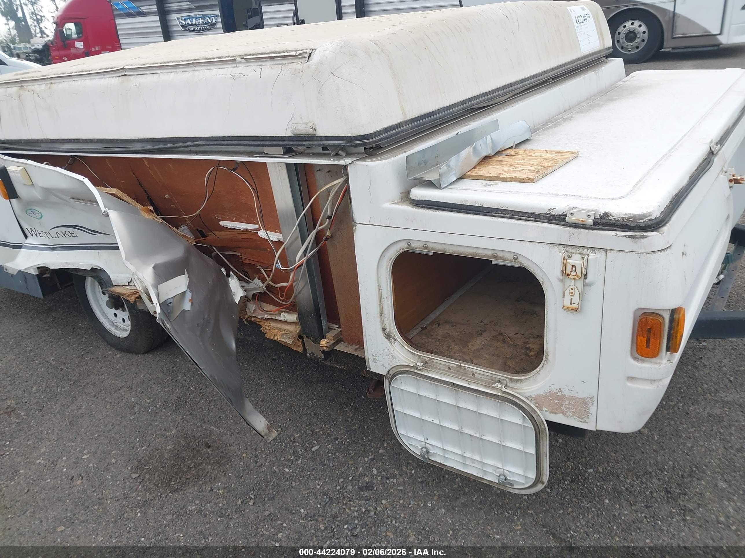 COLEMAN 19' image 10