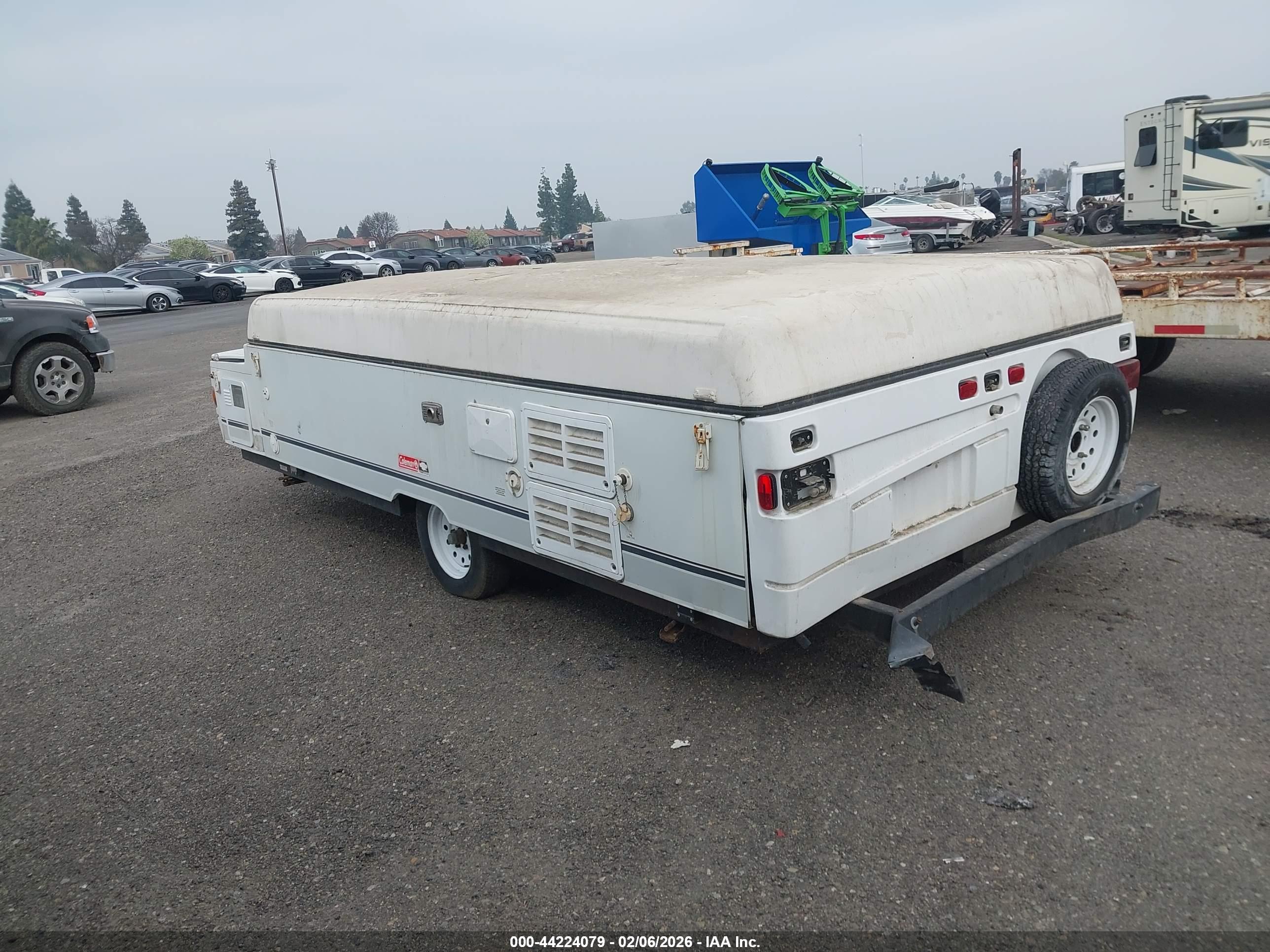 COLEMAN 19' image 3