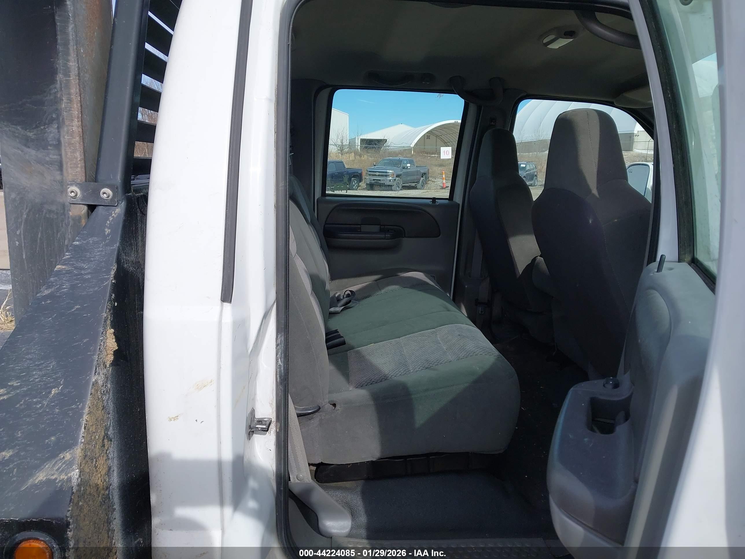 FORD F-350 image 7