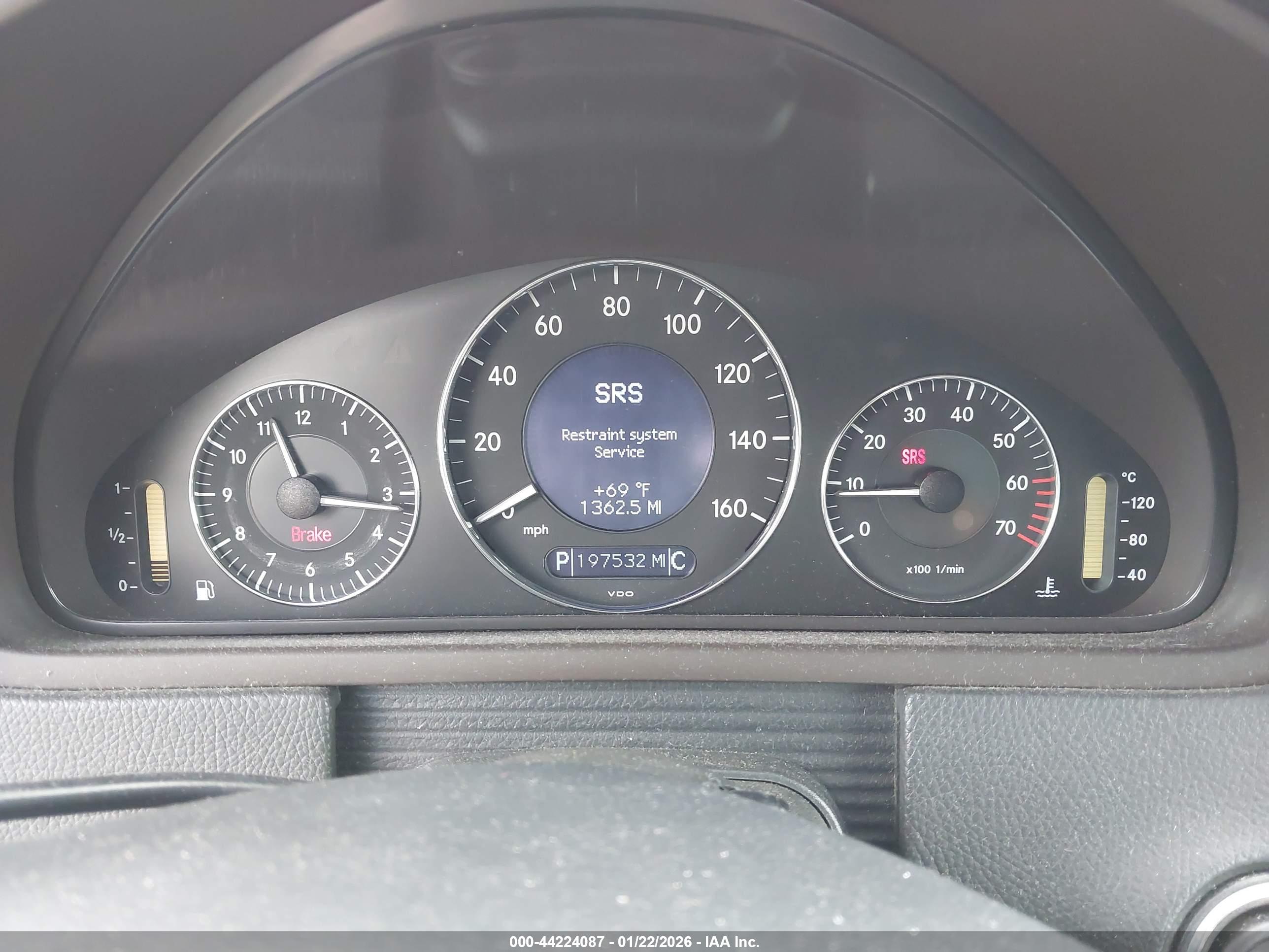 MERCEDES-BENZ CLK image 7