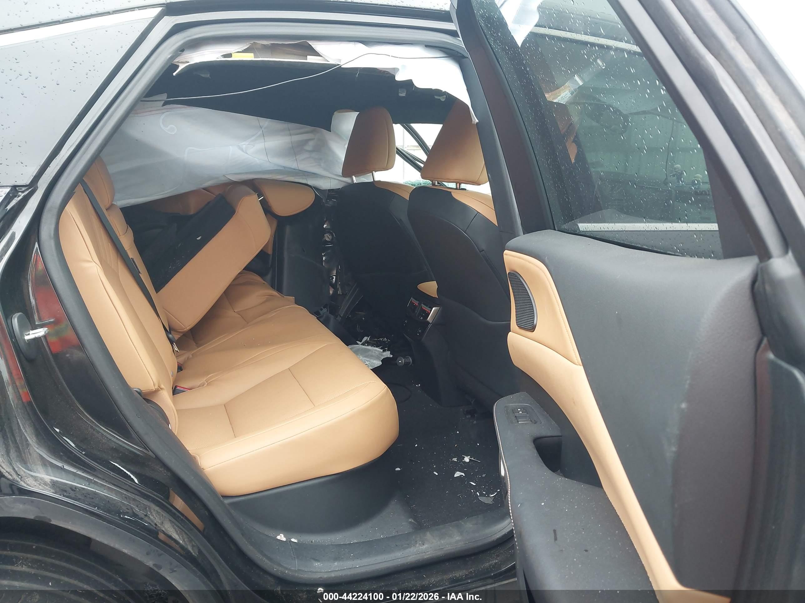 LEXUS RX image 8