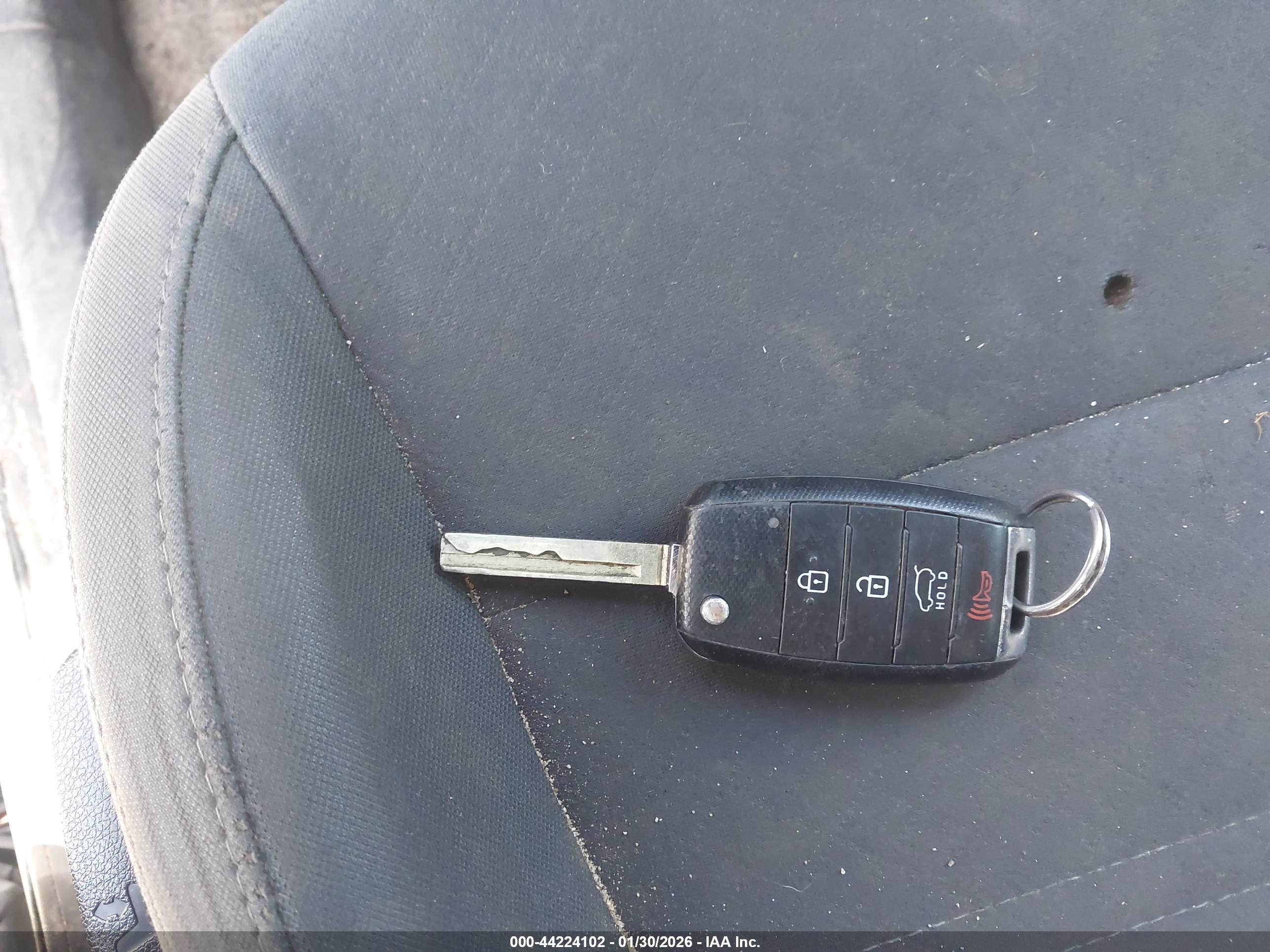 KIA SORENTO image 11