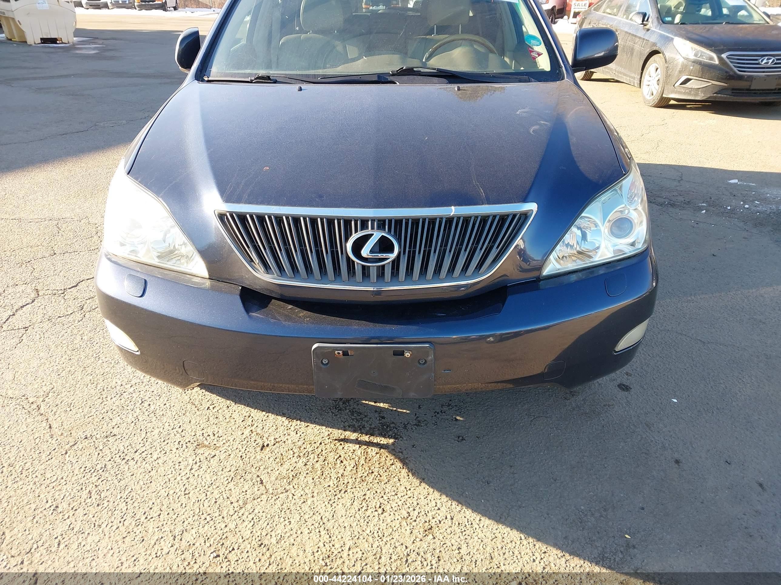 LEXUS RX image 6
