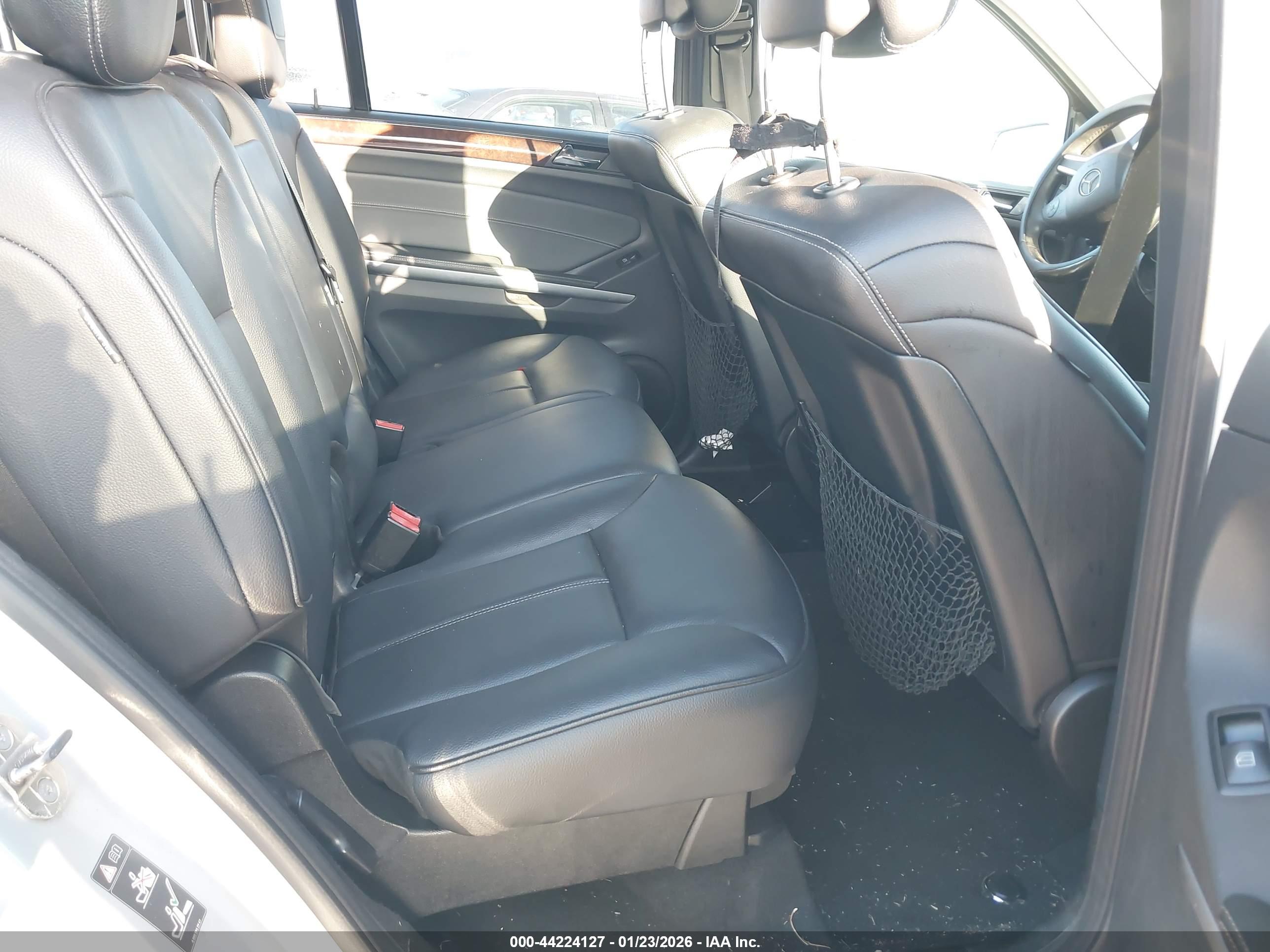 MERCEDES-BENZ GL image 8