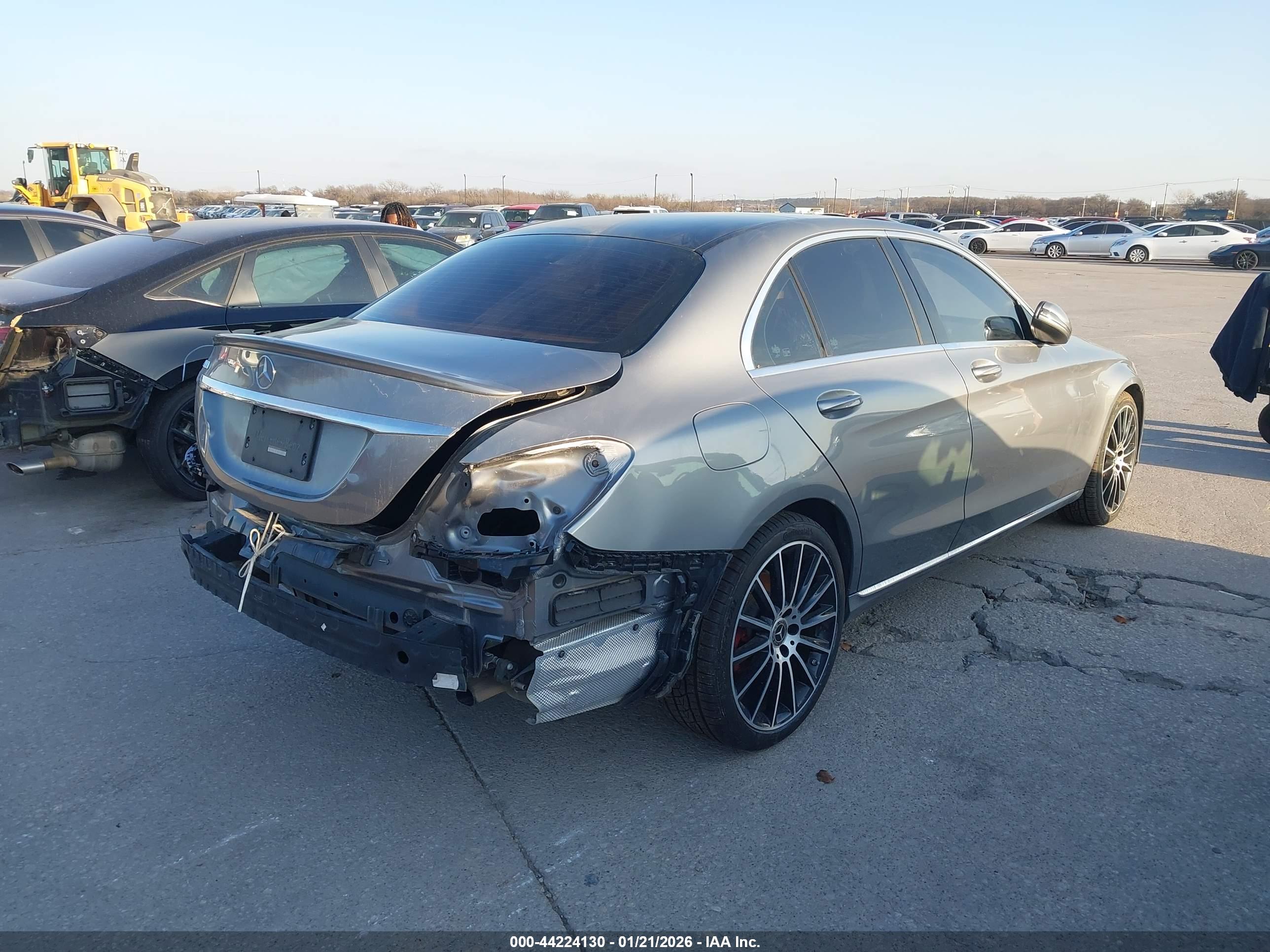 MERCEDES-BENZ C image 4