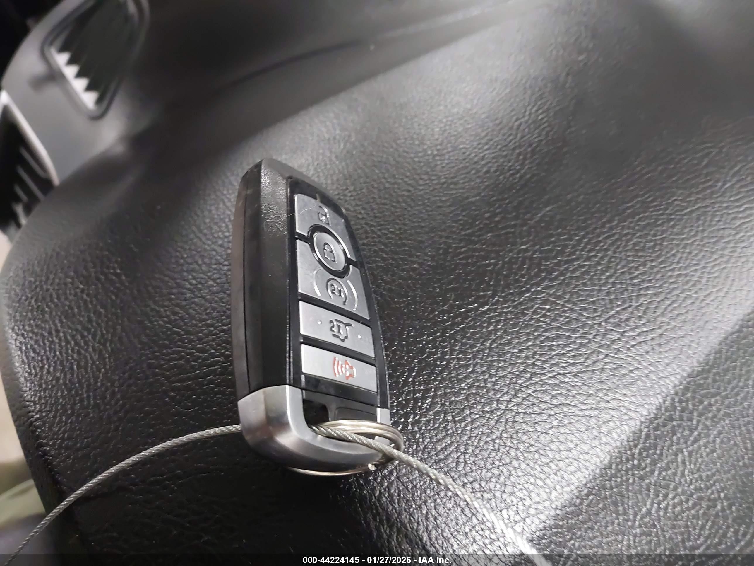 FORD EDGE image 11