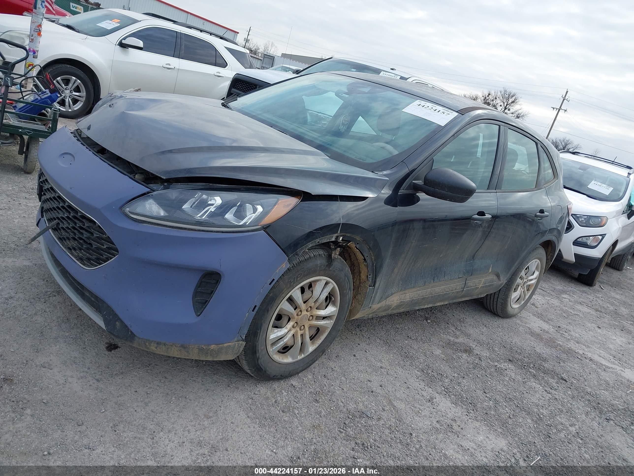 FORD ESCAPE image 2