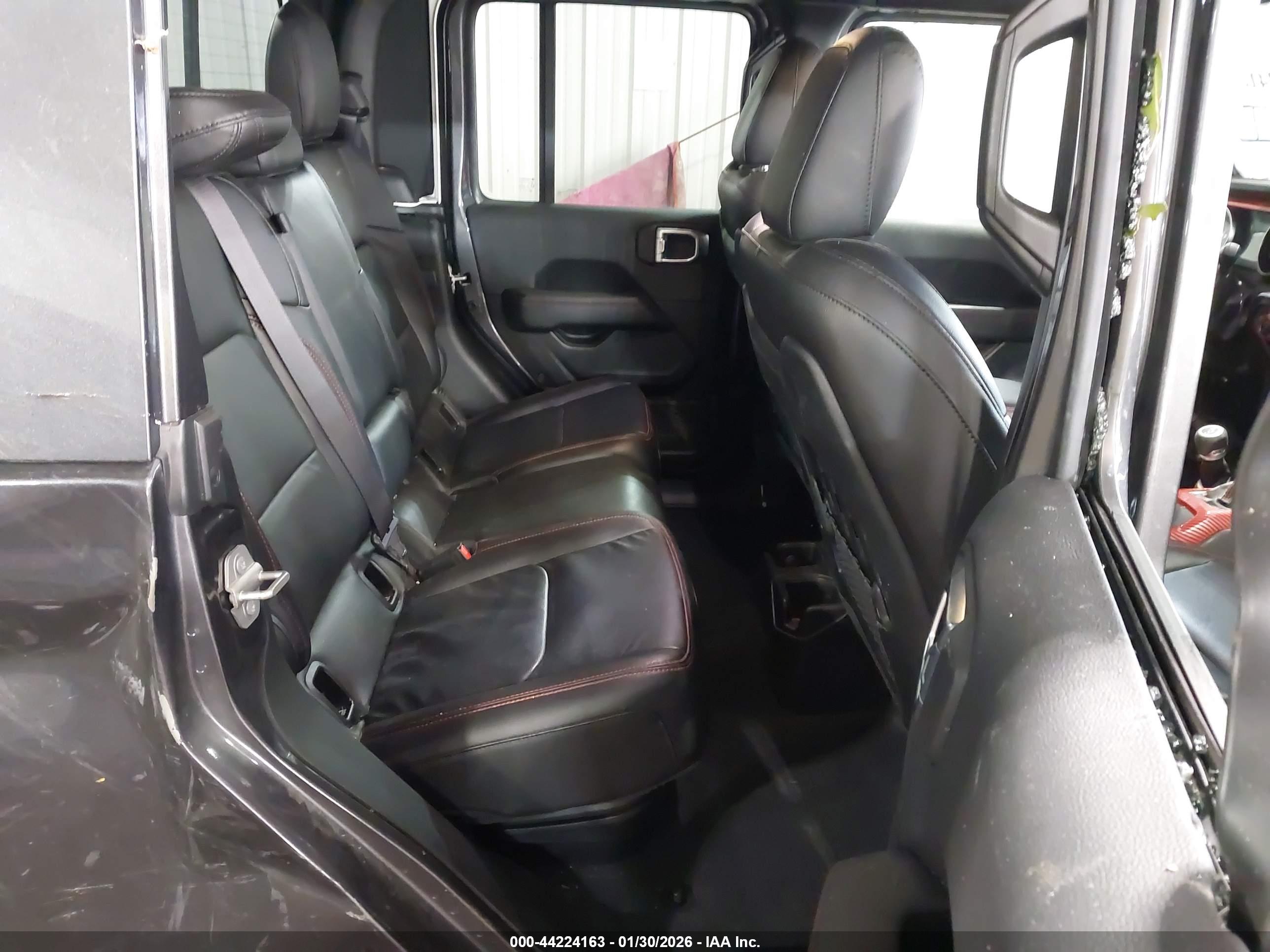 JEEP GLADIATOR image 8