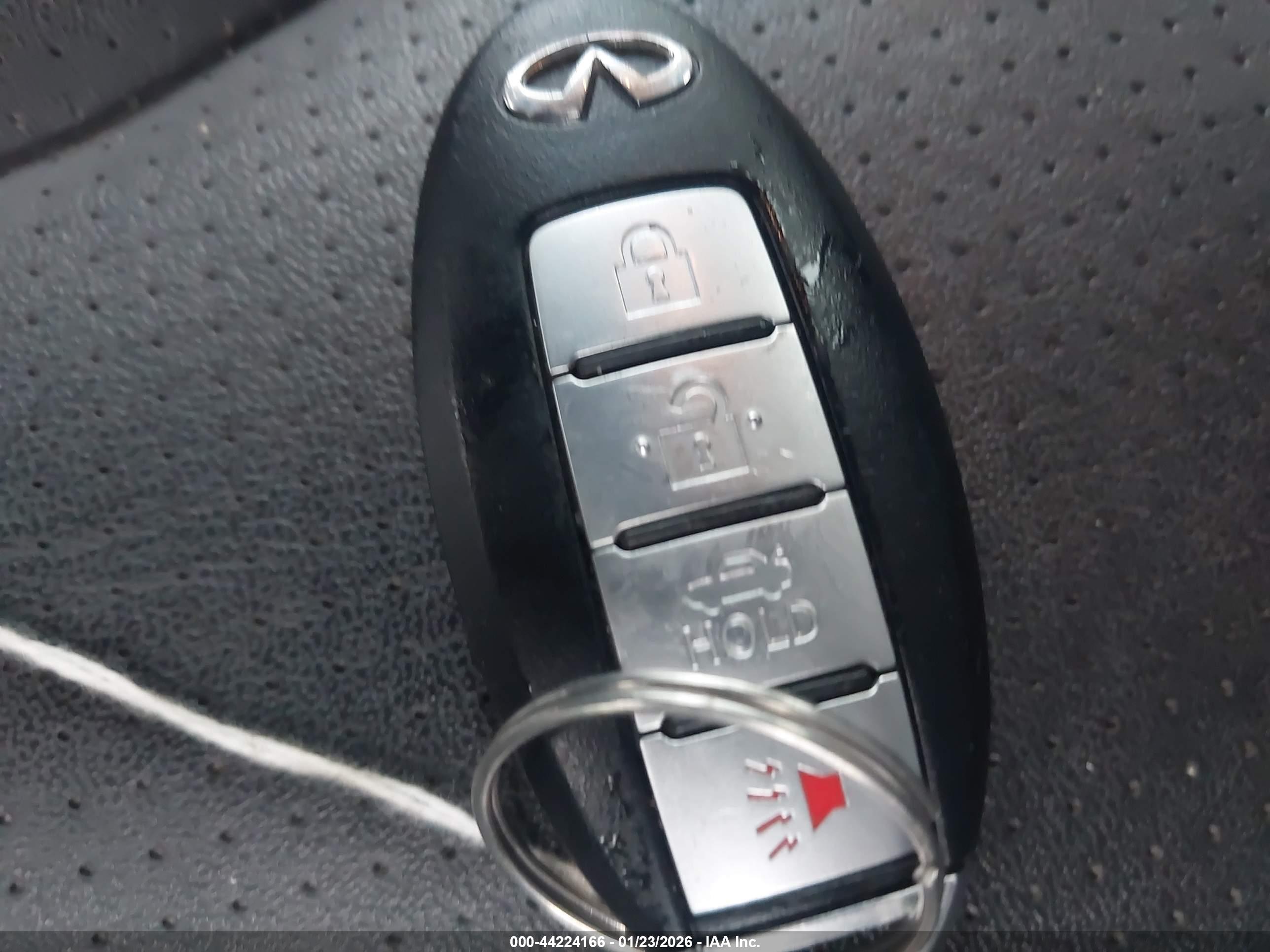 INFINITI Q60 image 11