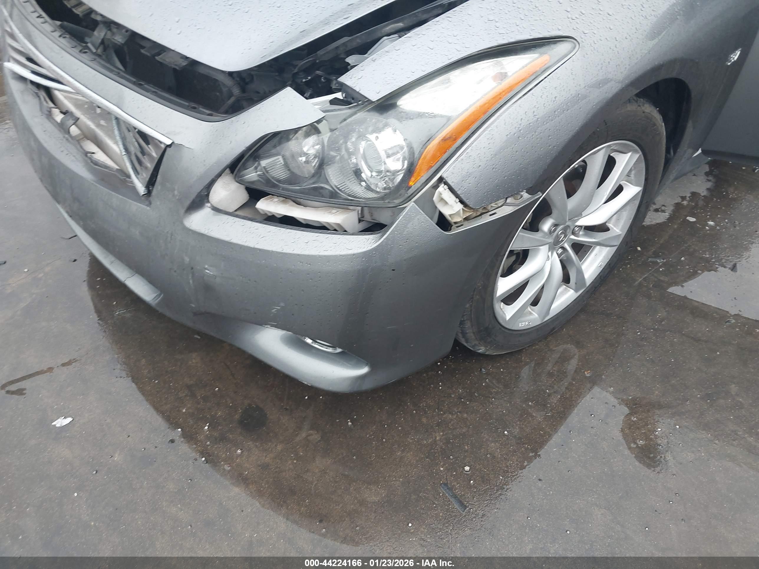 INFINITI Q60 image 6