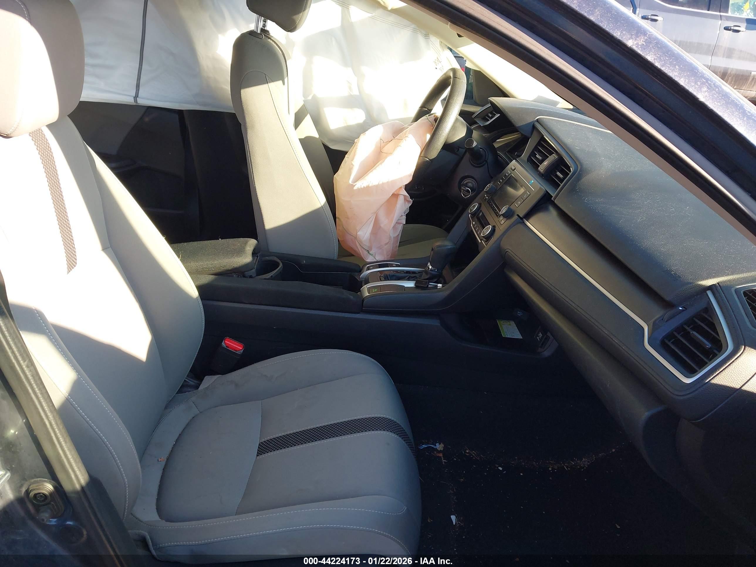 HONDA CIVIC image 5