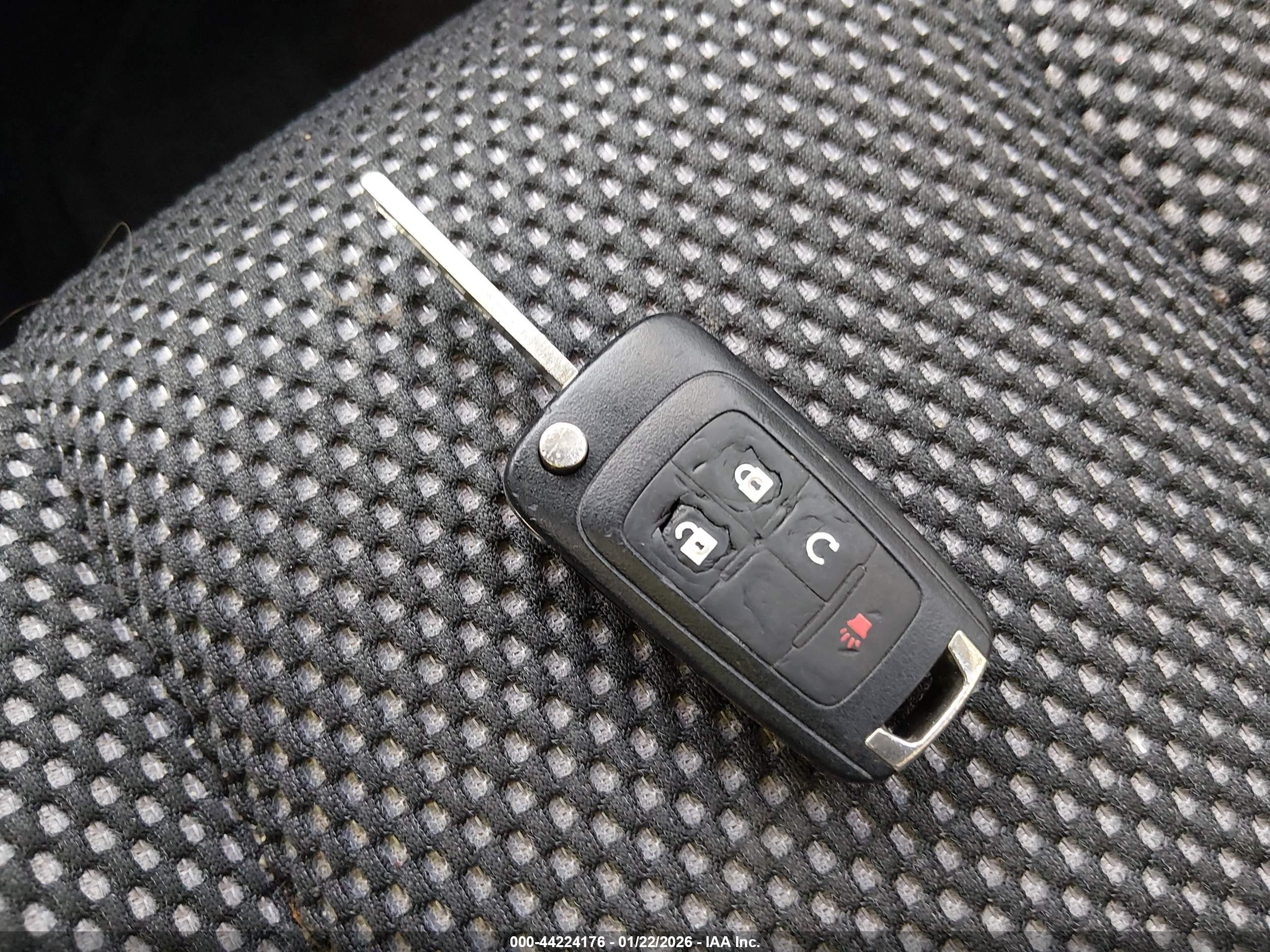 CHEVROLET EQUINOX image 11