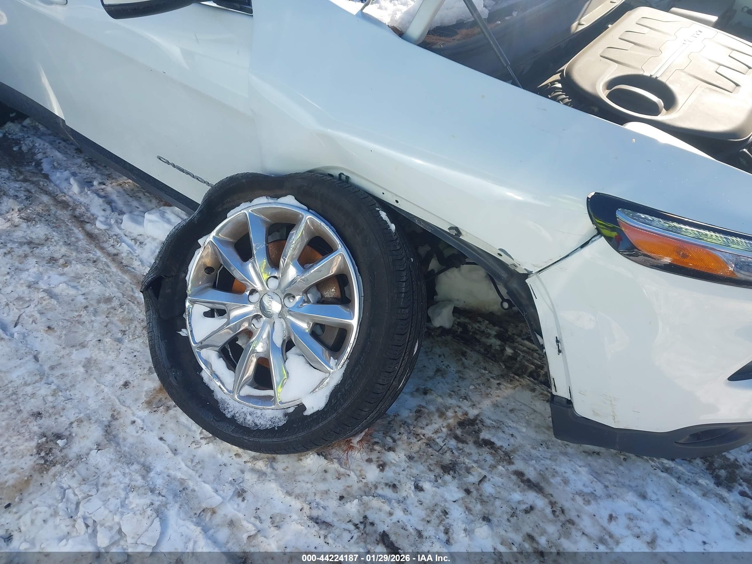 JEEP CHEROKEE image 6