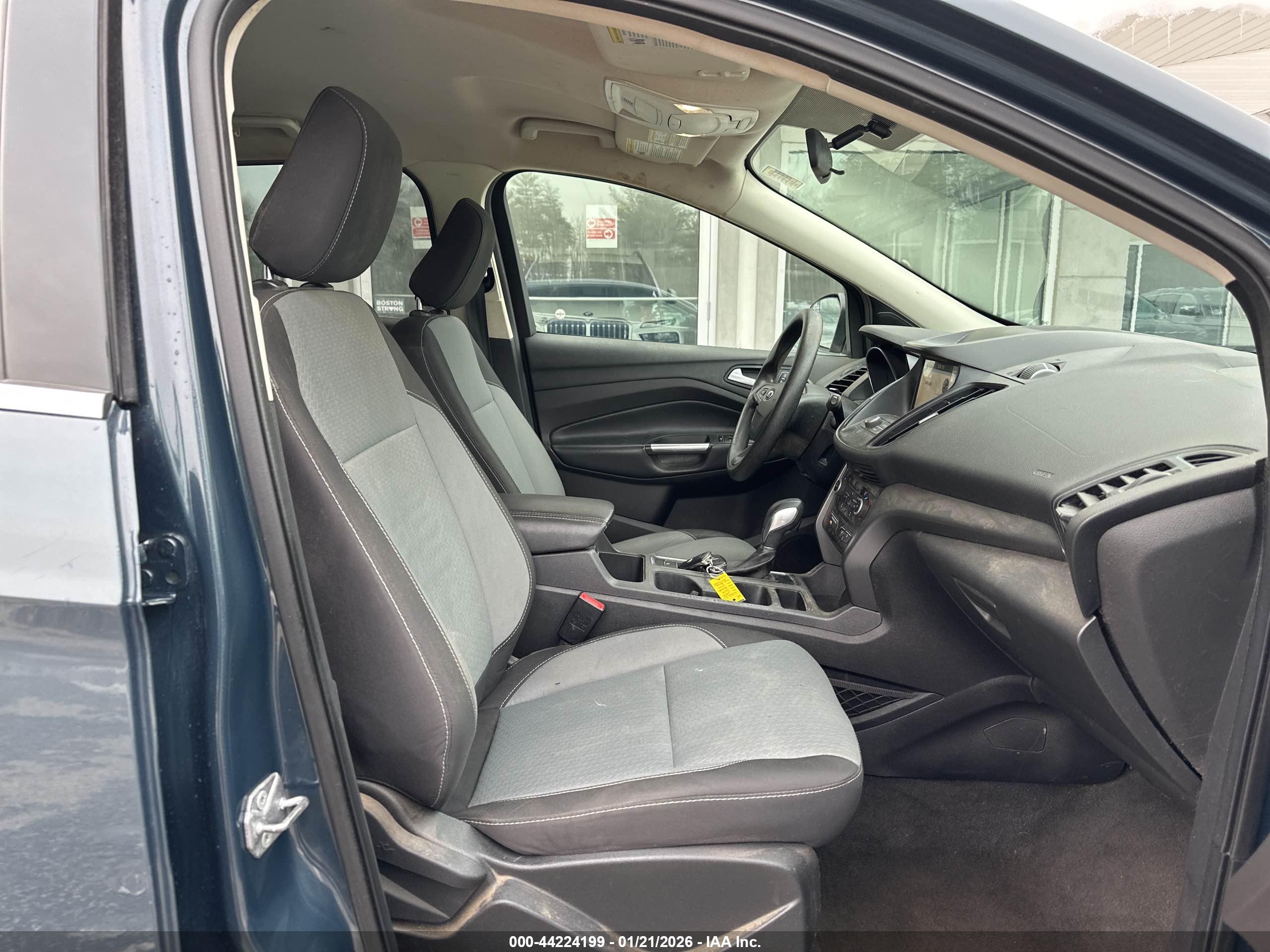 FORD ESCAPE image 5