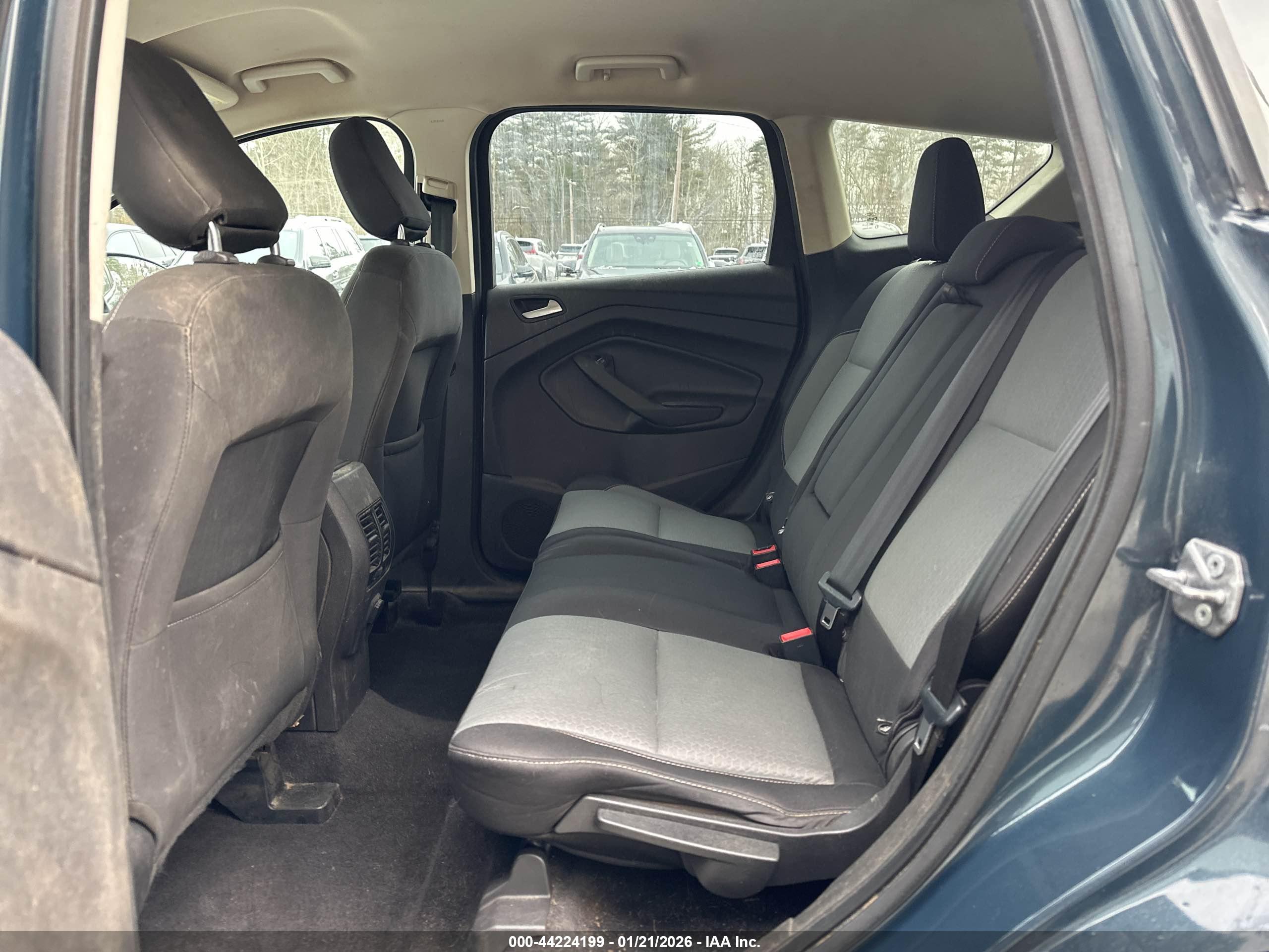 FORD ESCAPE image 8