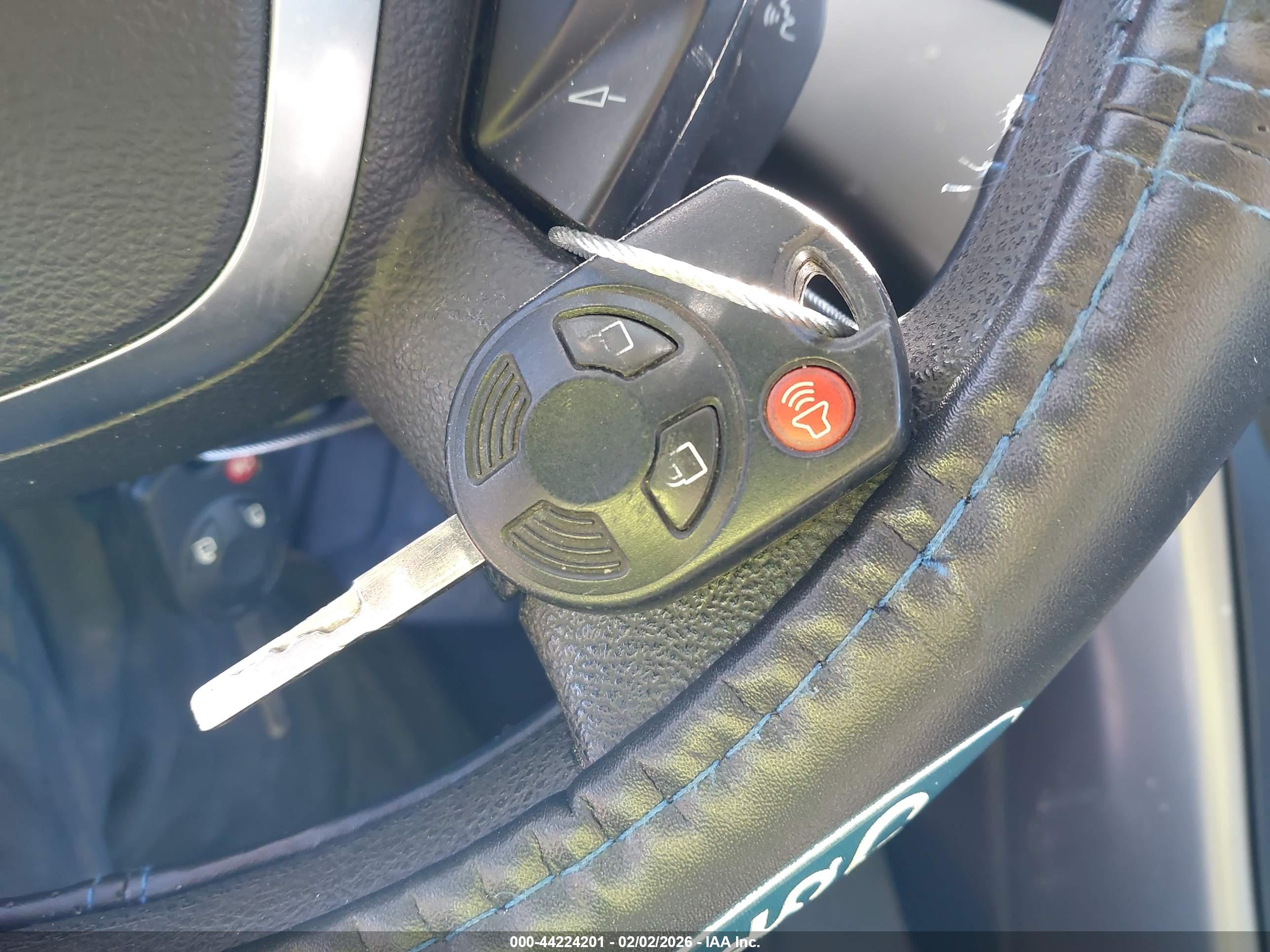FORD ESCAPE image 11
