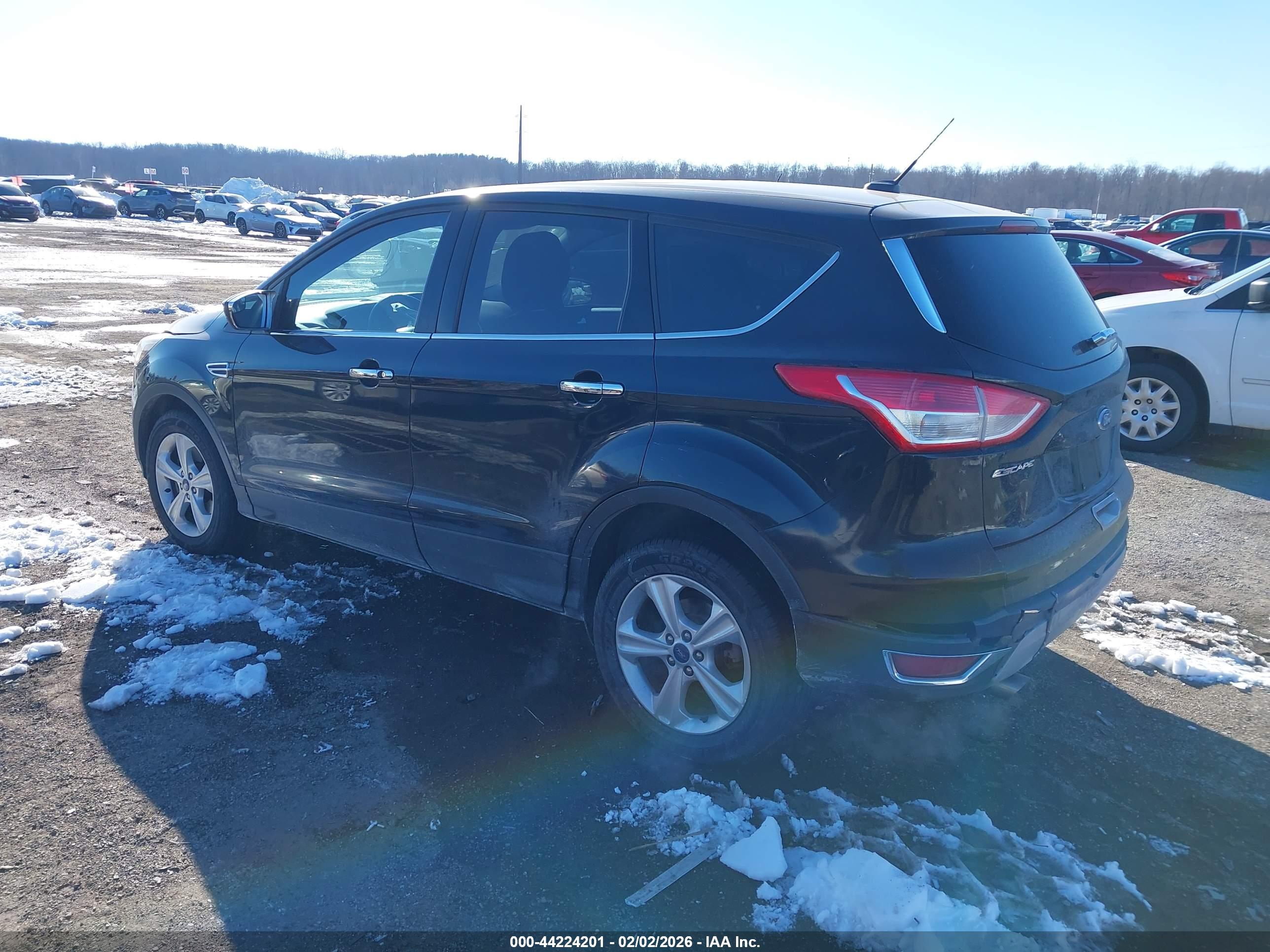 FORD ESCAPE image 3