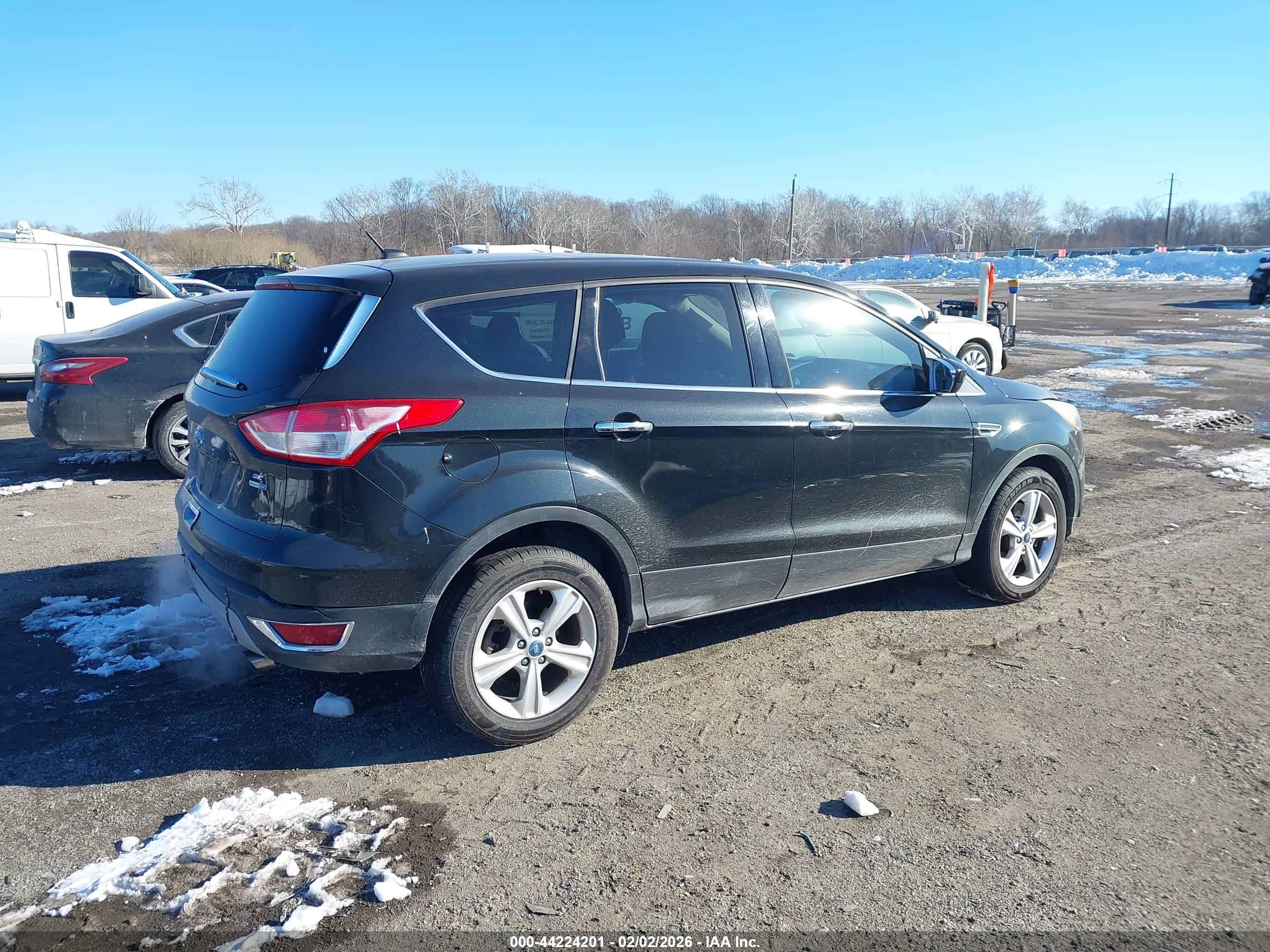 FORD ESCAPE image 4