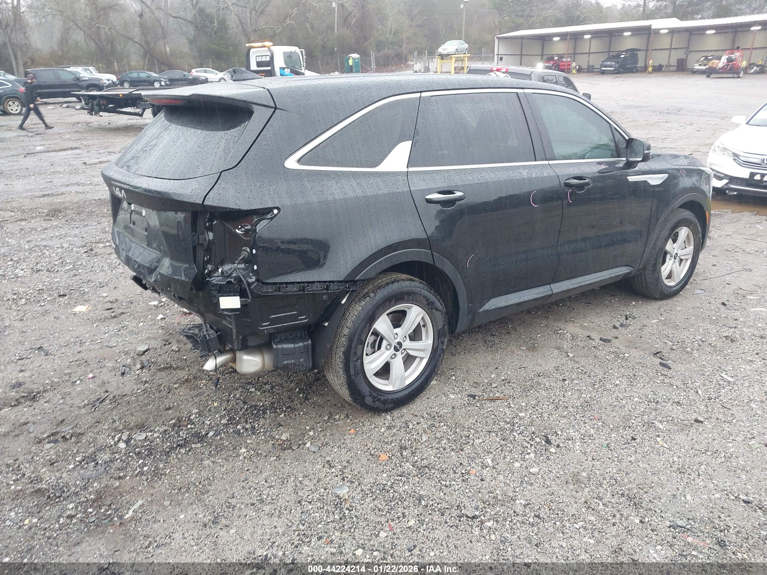 KIA SORENTO image 4