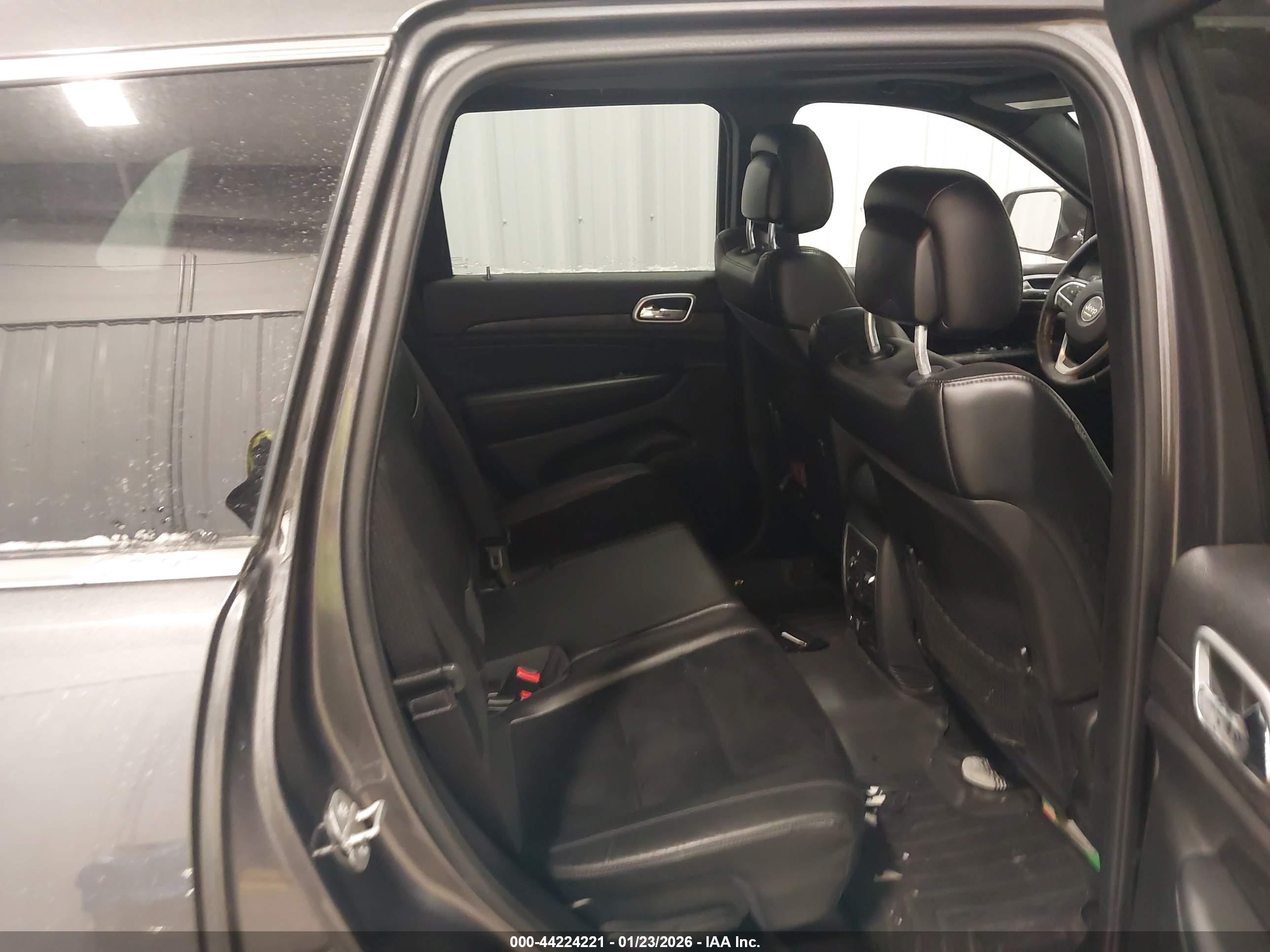 JEEP GRAND image 8