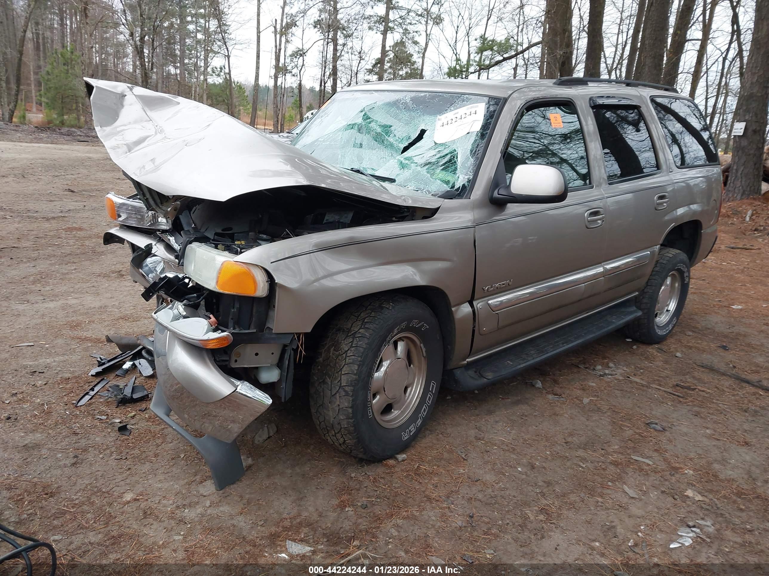 GMC YUKON image 2