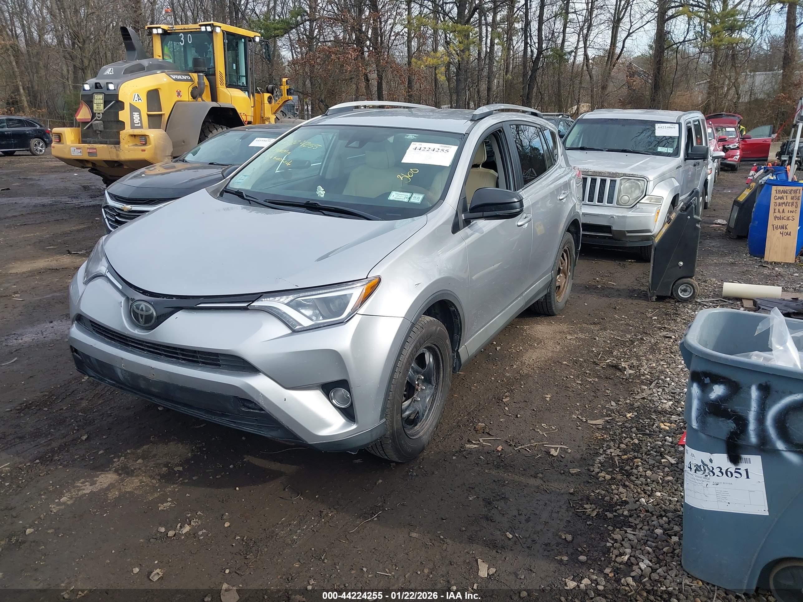 TOYOTA RAV4 image 2