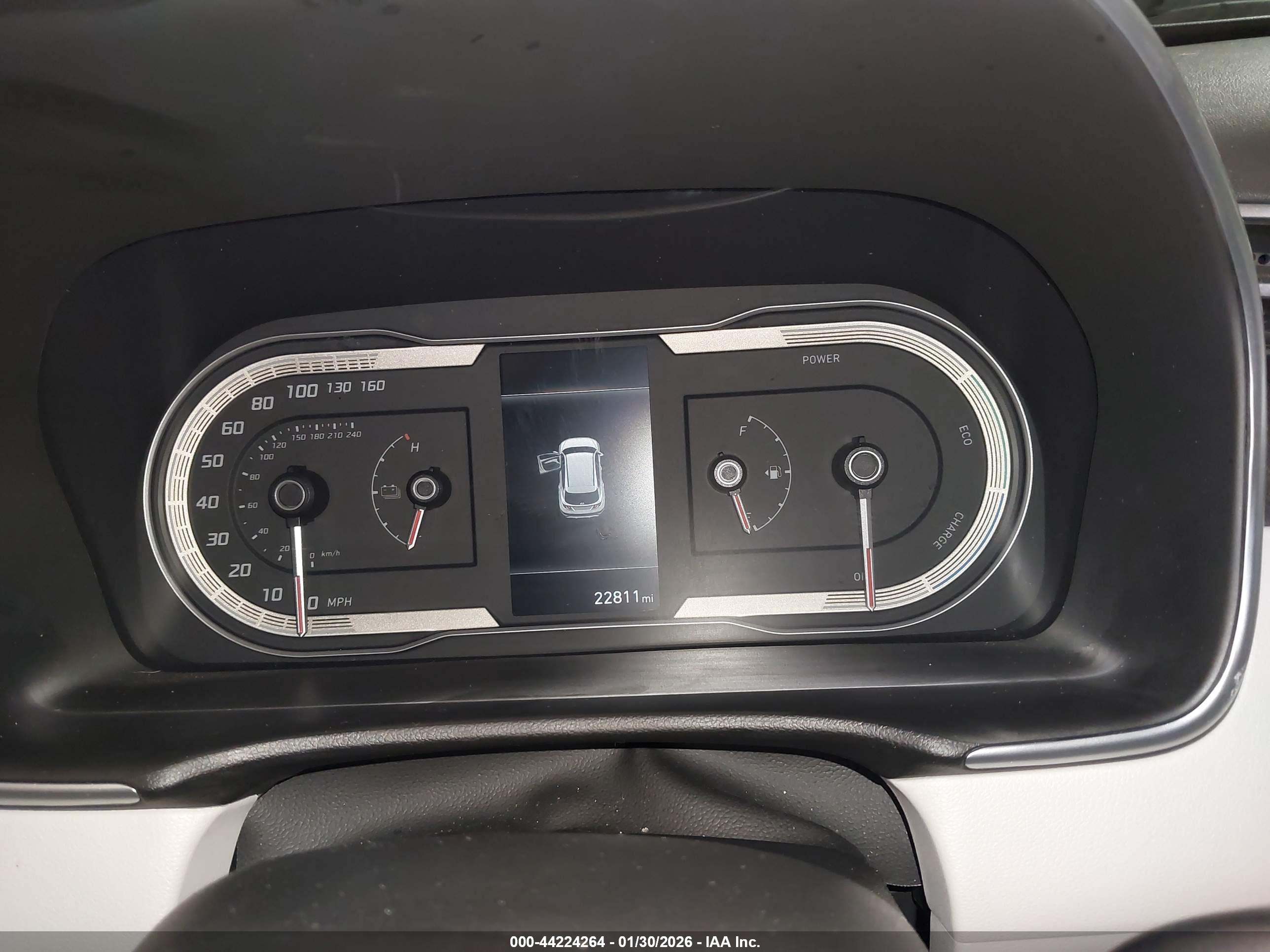 HYUNDAI TUCSON image 7
