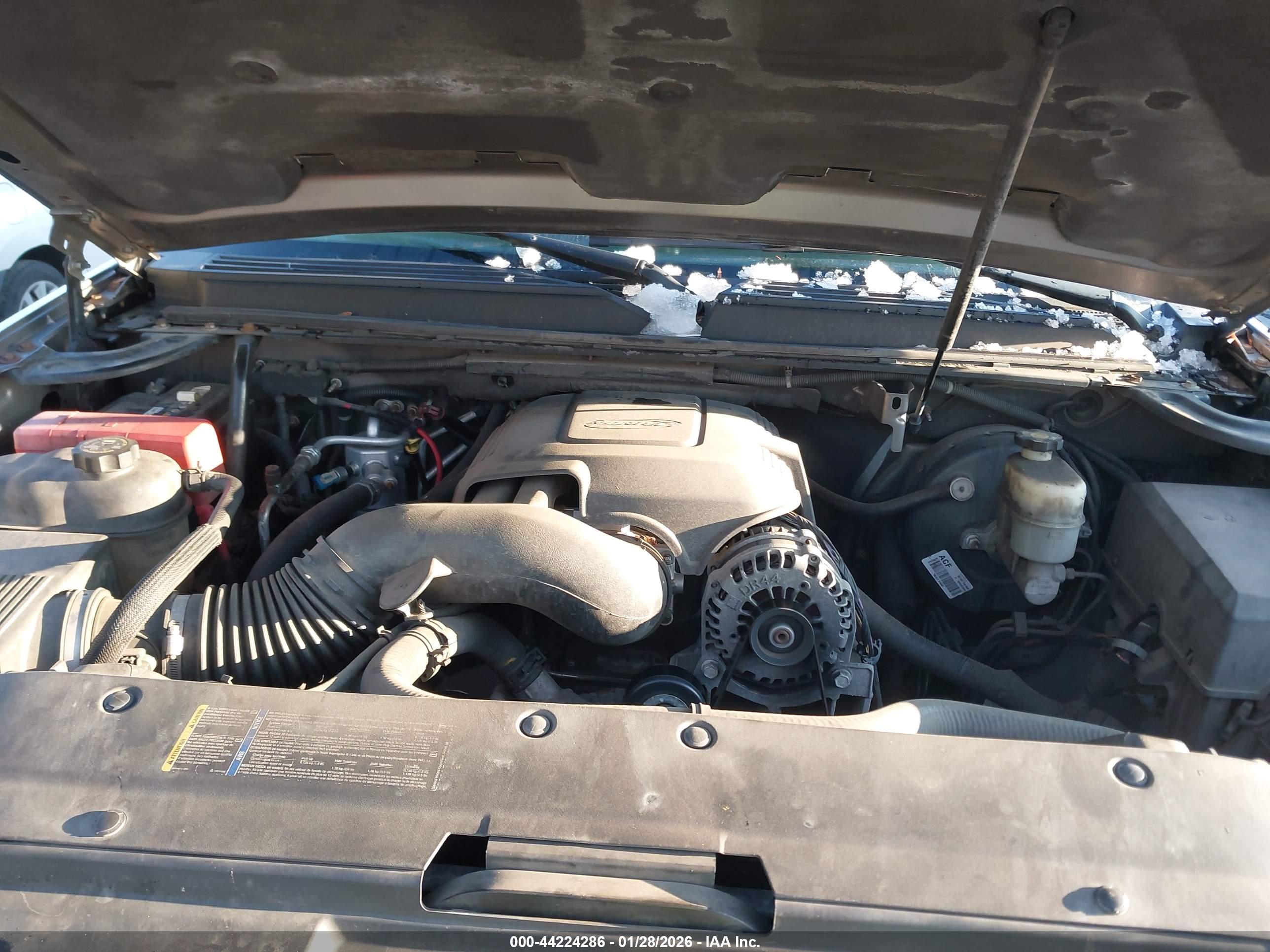 GMC YUKON image 10