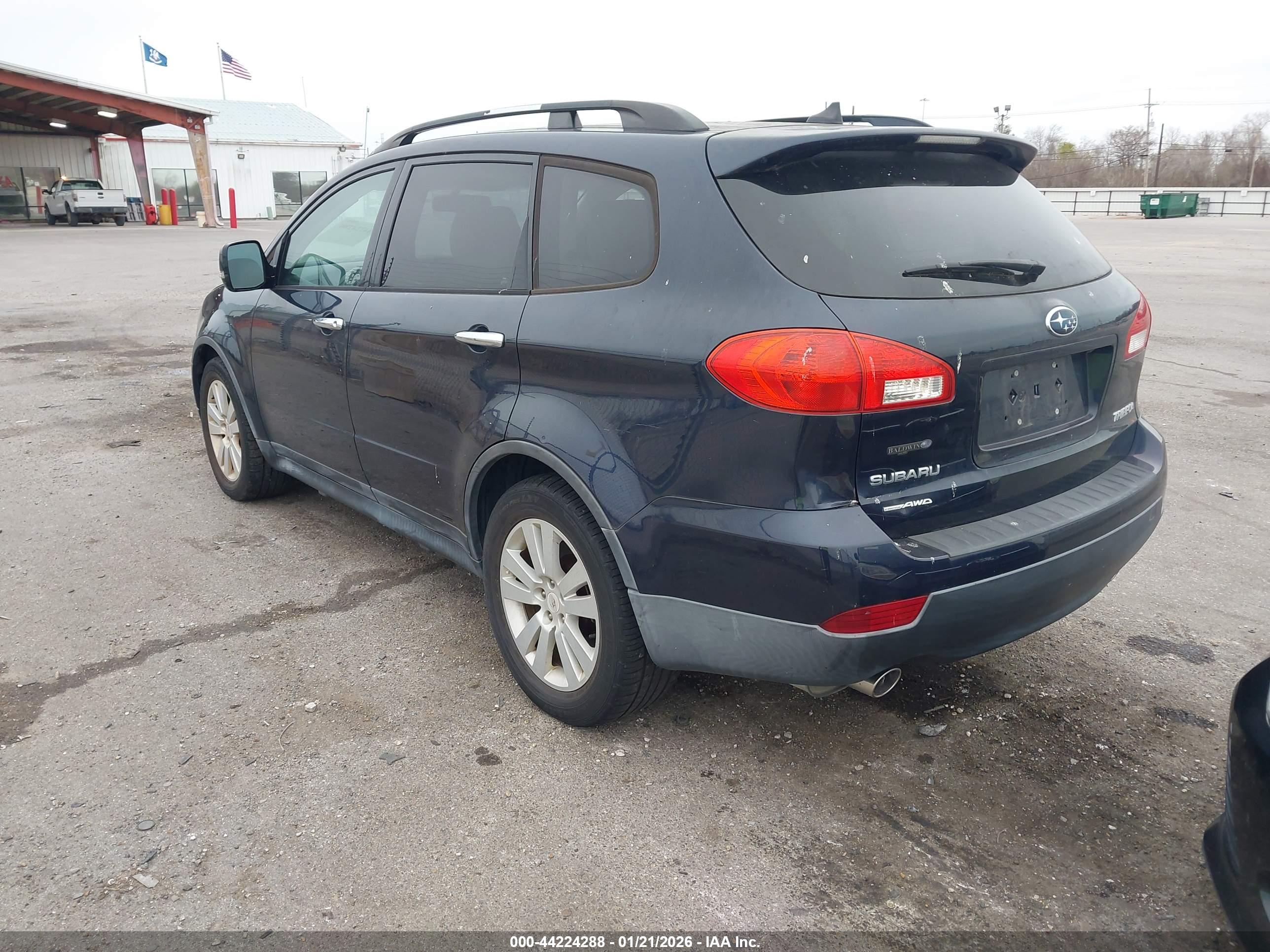 SUBARU TRIBECA image 3