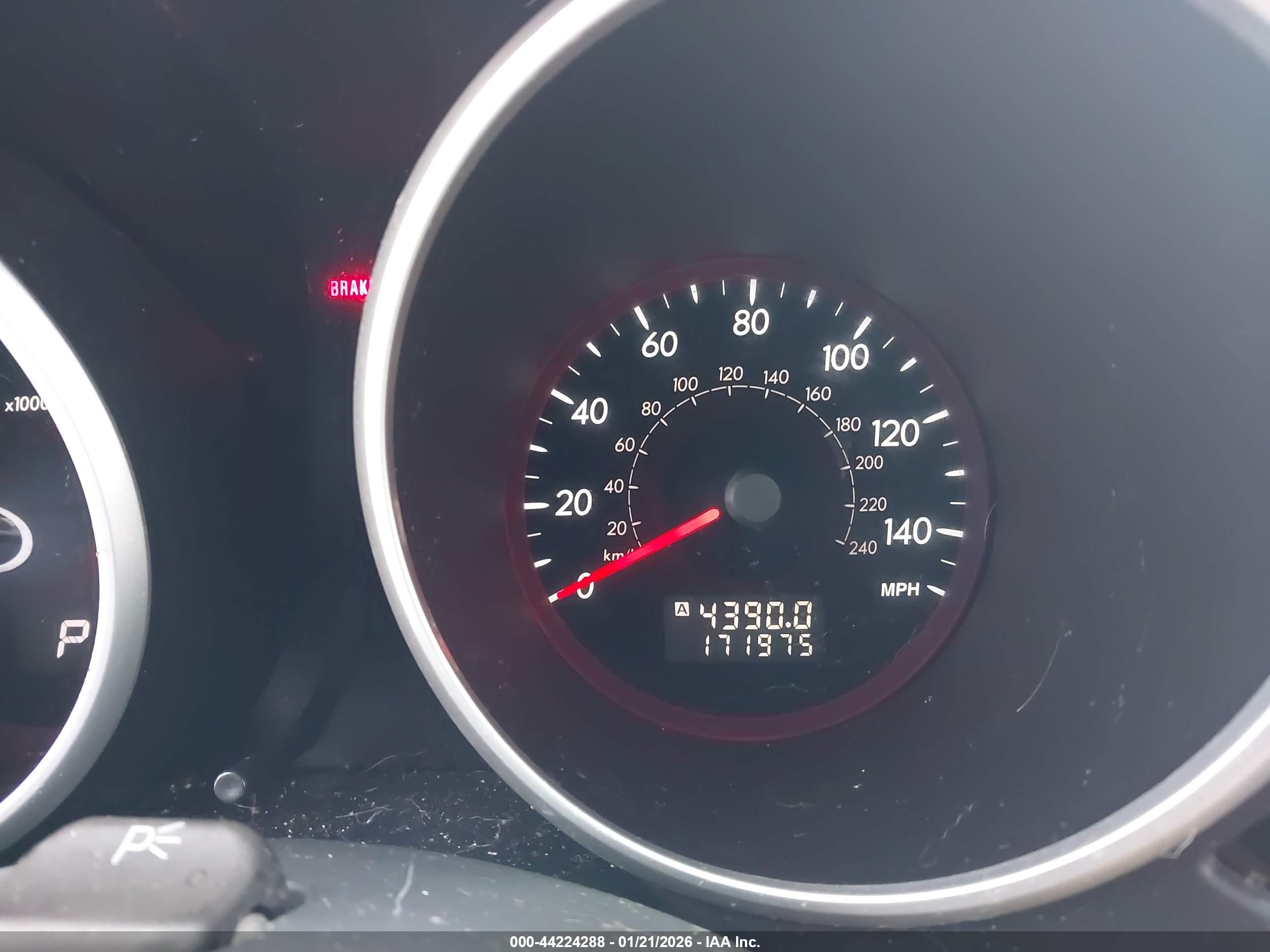 SUBARU TRIBECA image 7