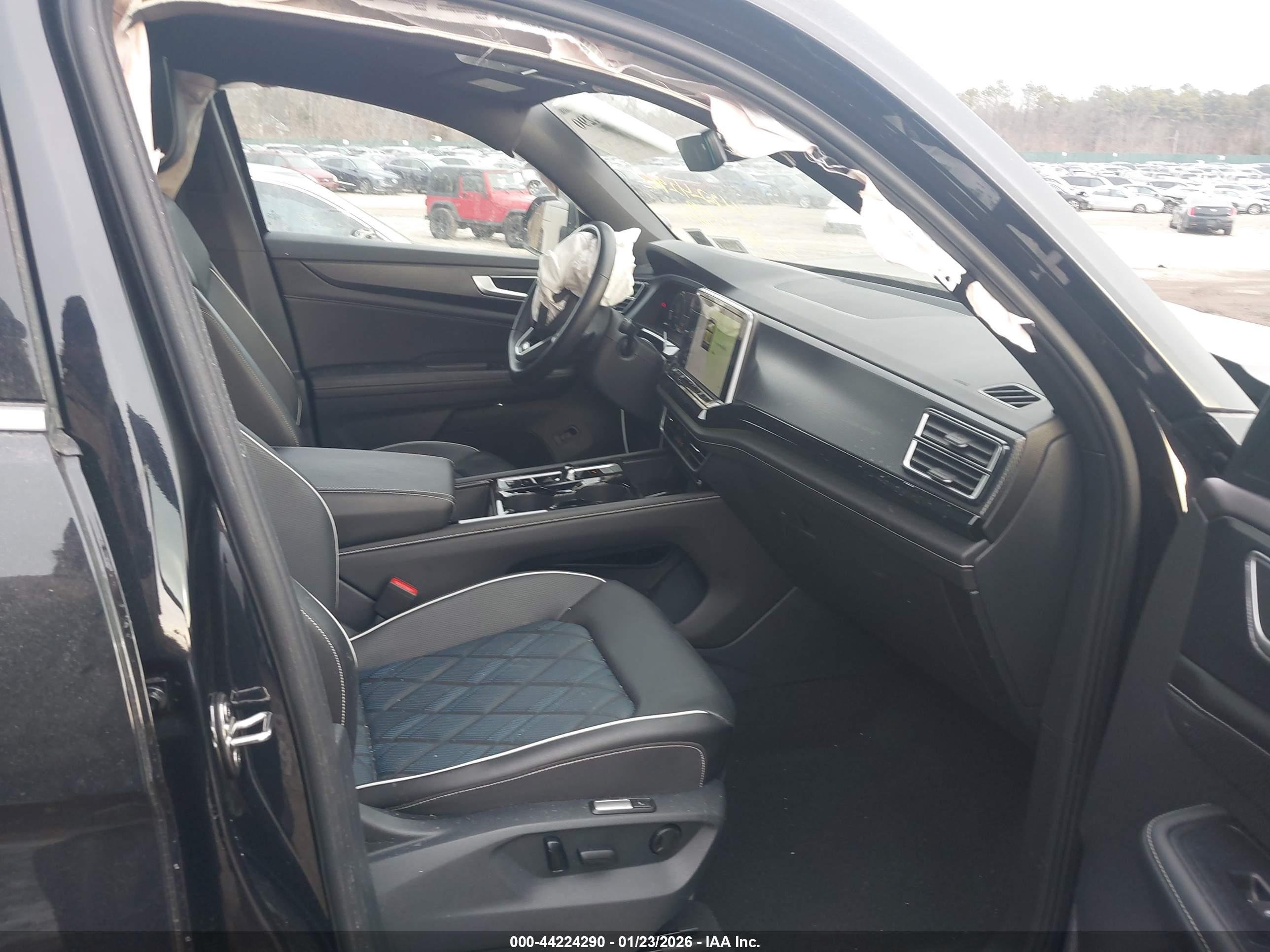 VOLKSWAGEN ATLAS image 5