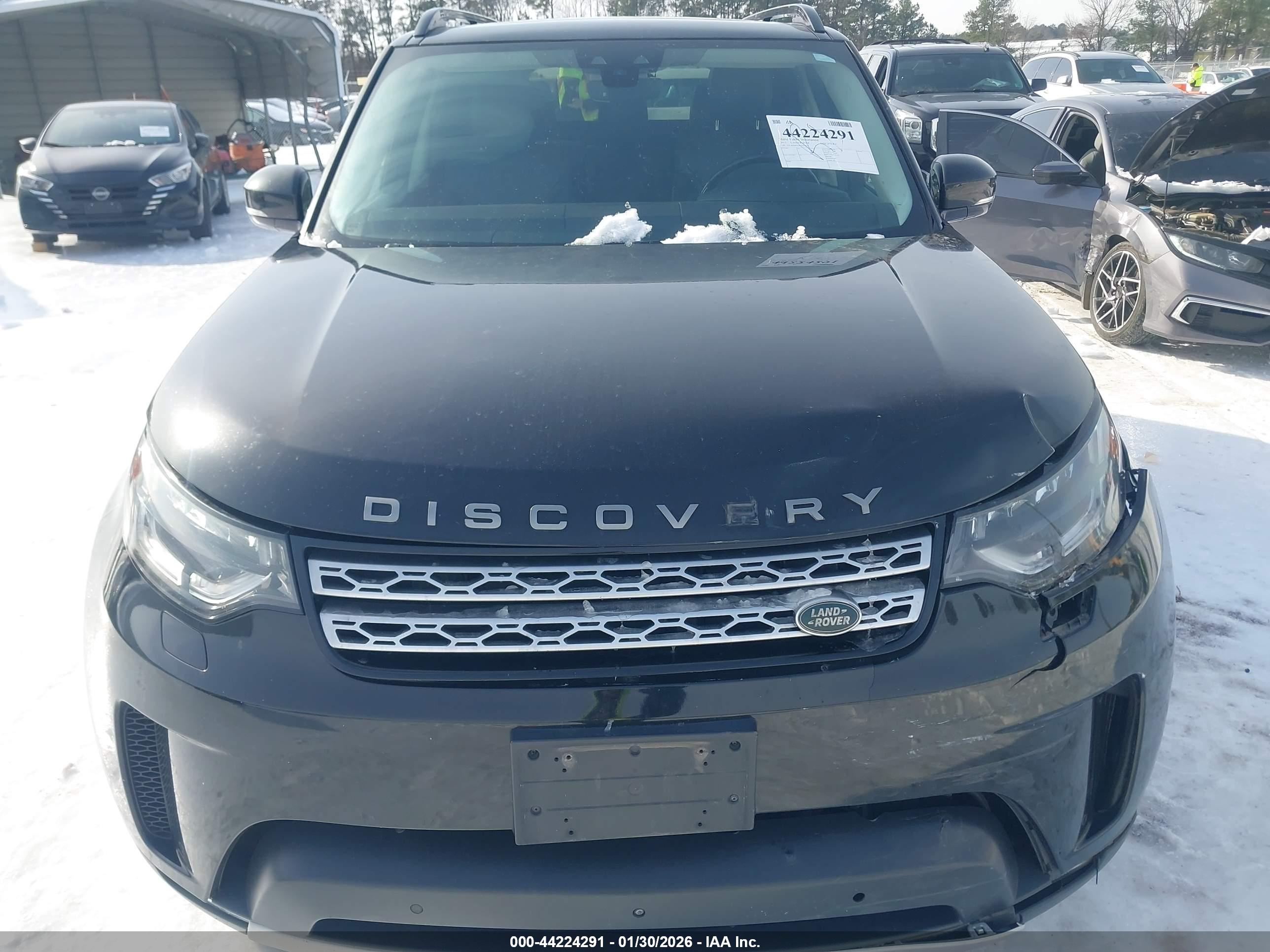 LAND ROVER image 10