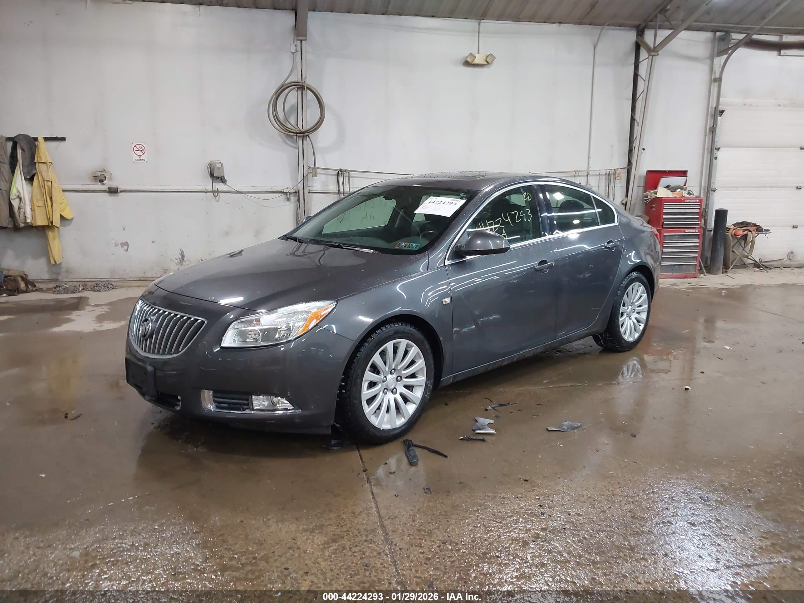 BUICK REGAL image 2