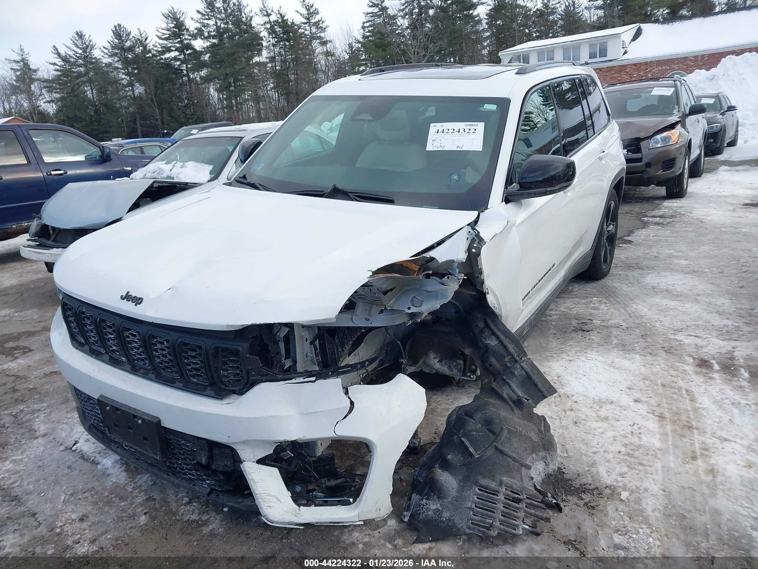 JEEP GRAND image 2