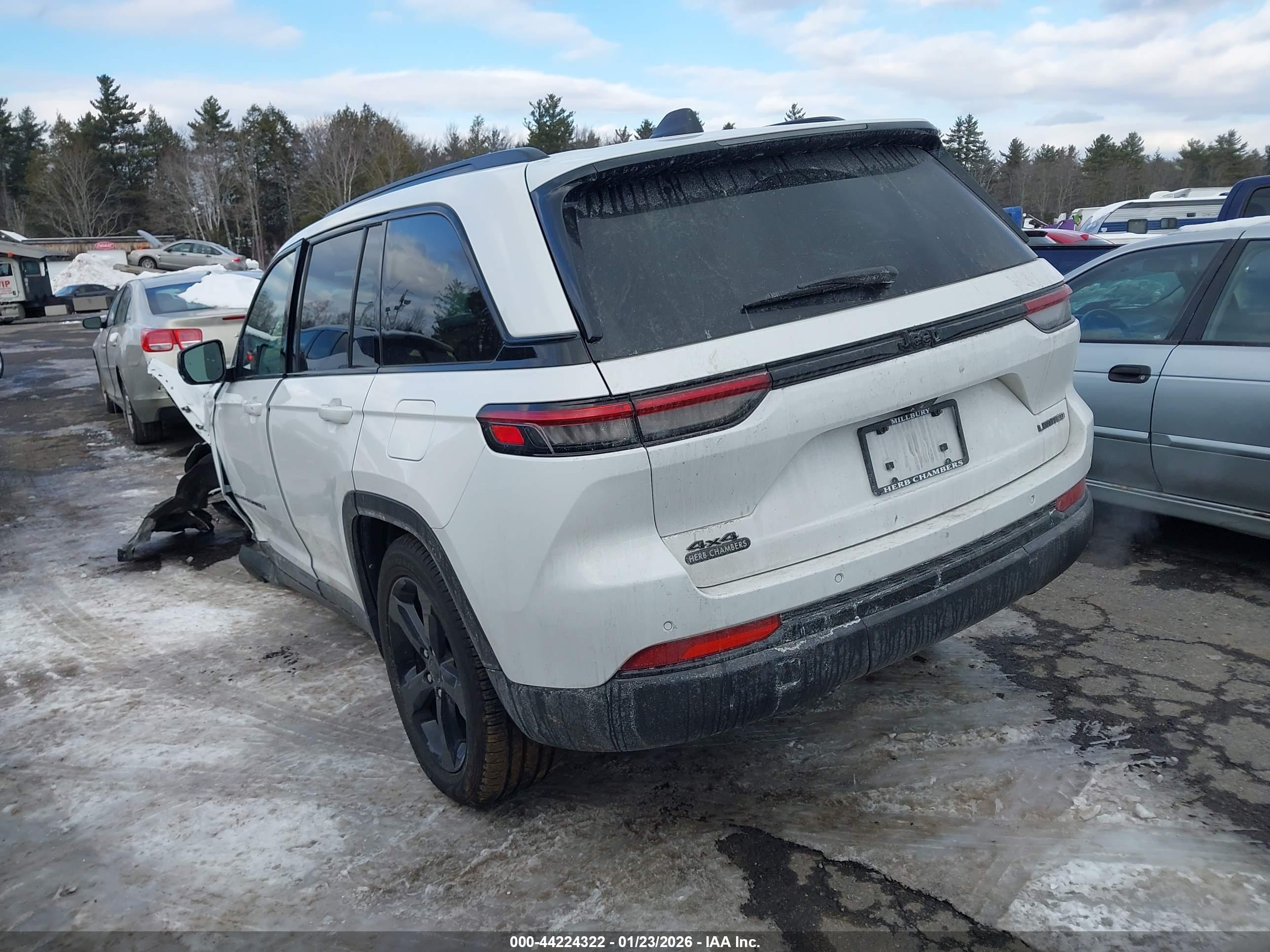 JEEP GRAND image 3