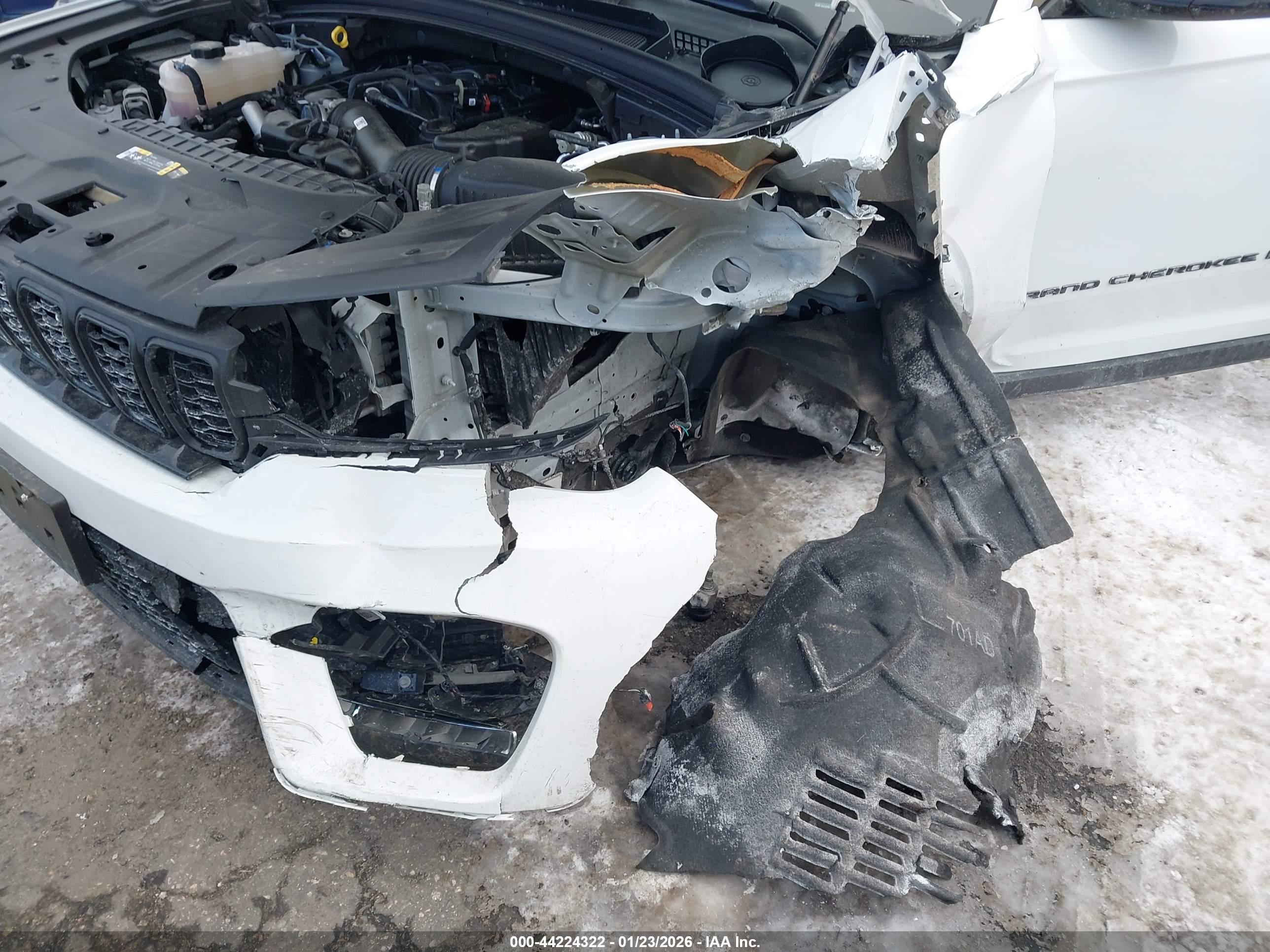 JEEP GRAND image 6