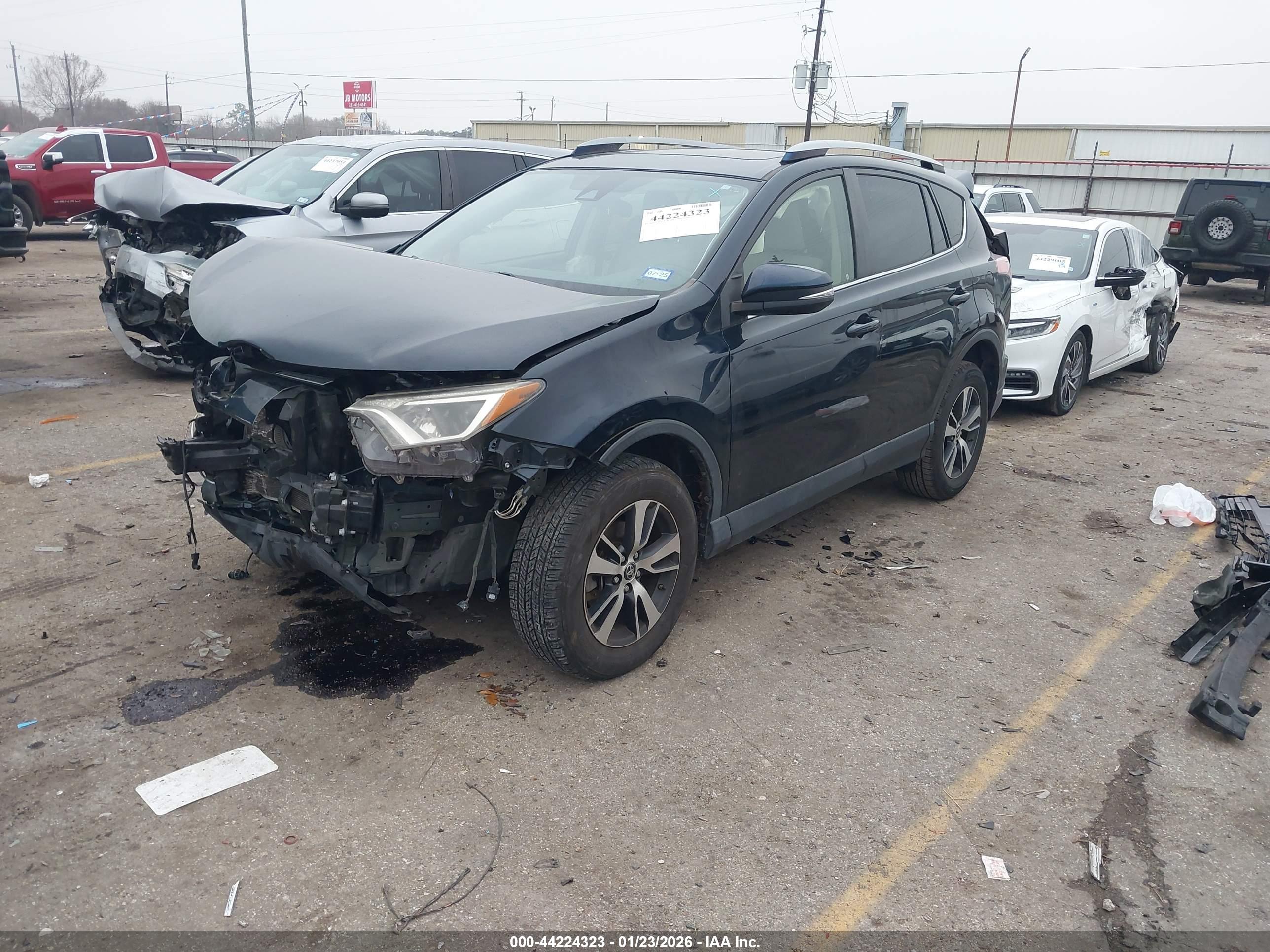 TOYOTA RAV4 image 2
