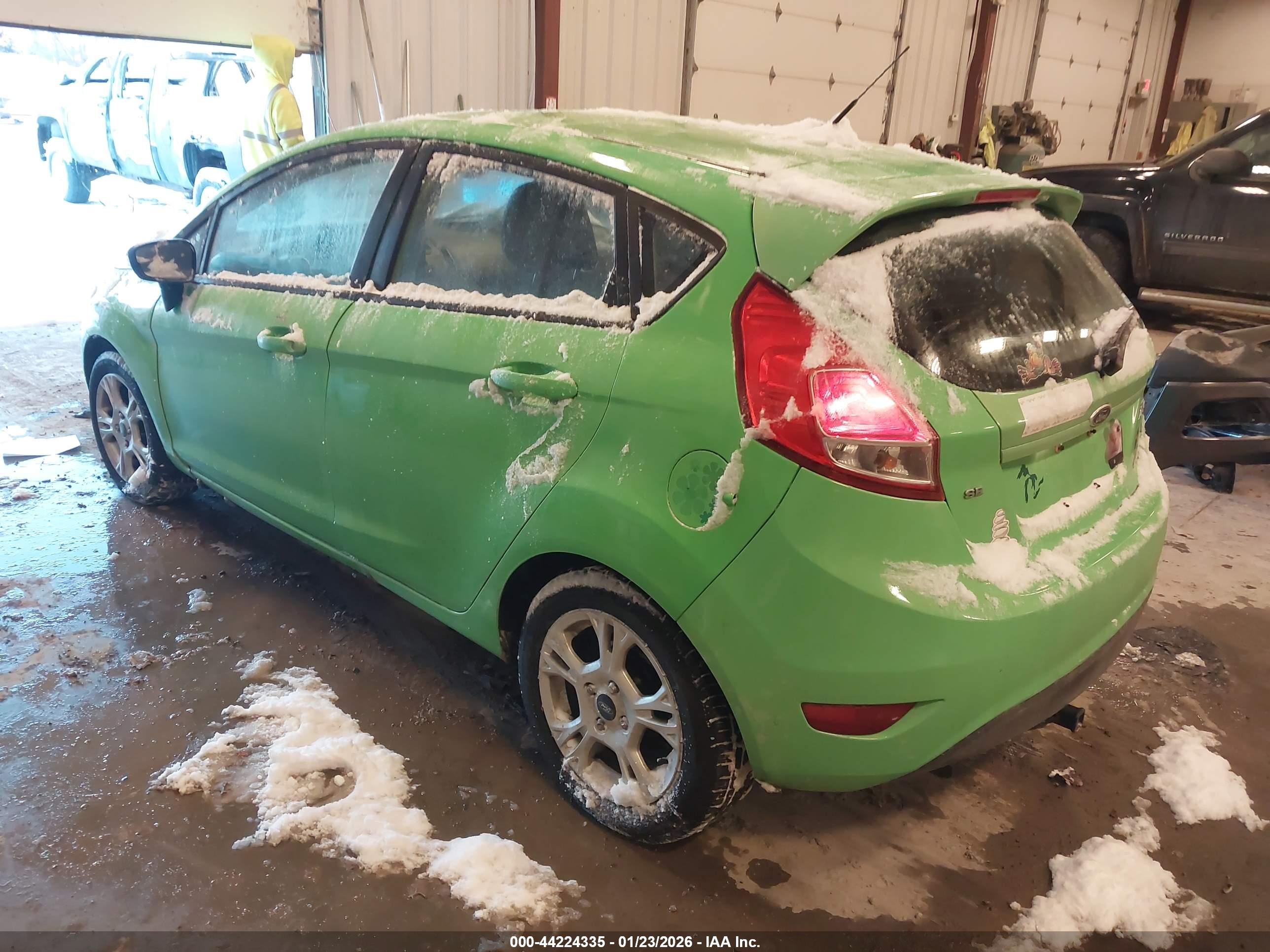 FORD FIESTA image 3