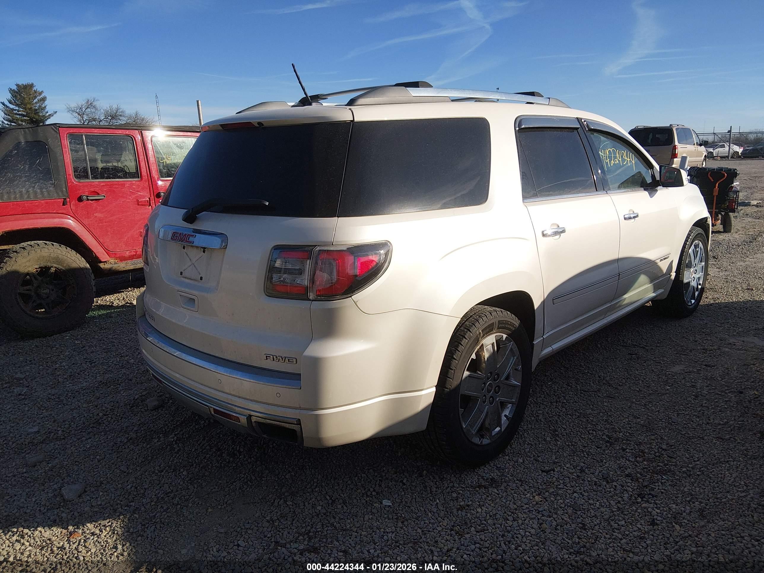 GMC ACADIA image 4