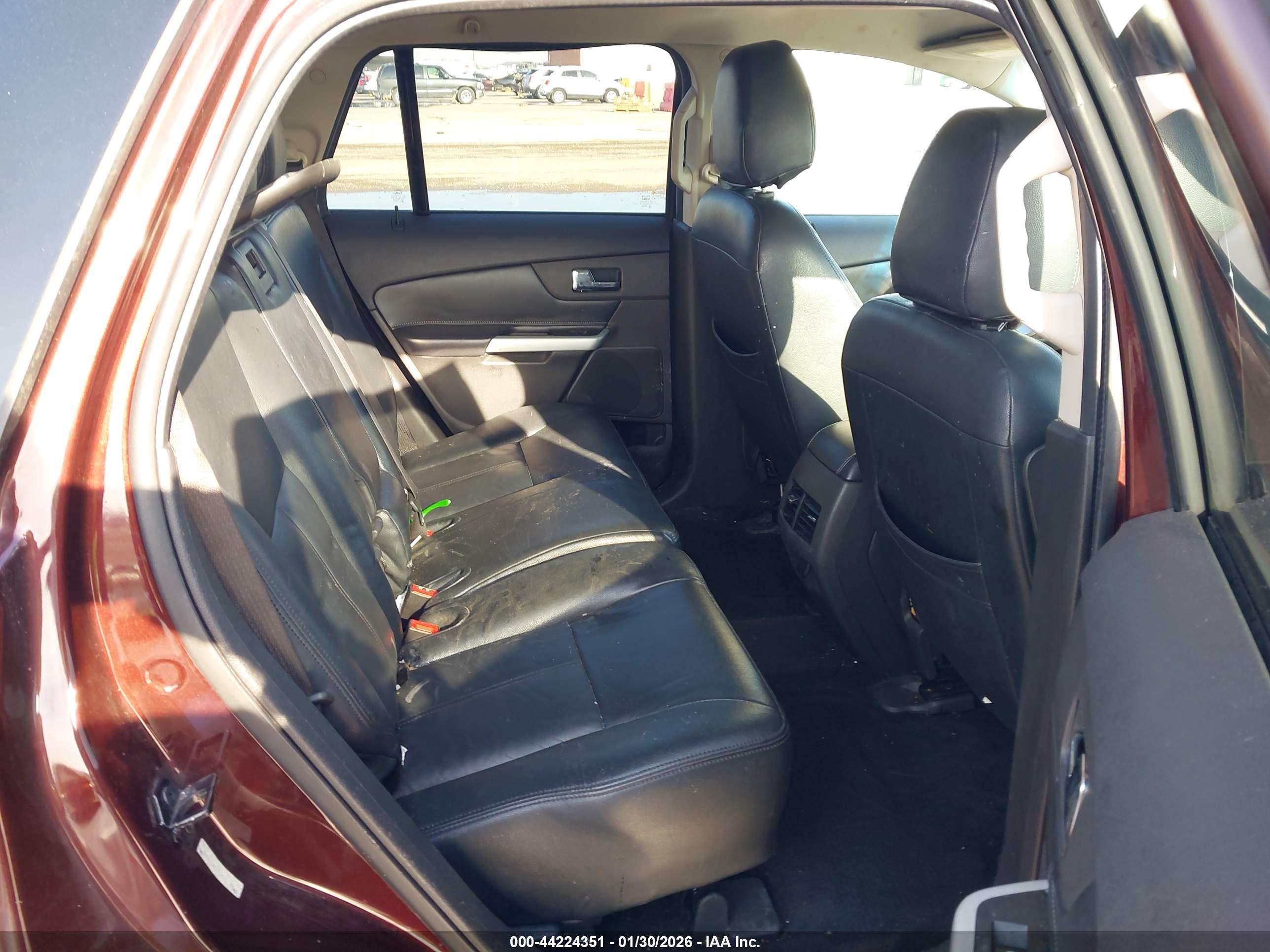 FORD EDGE image 8