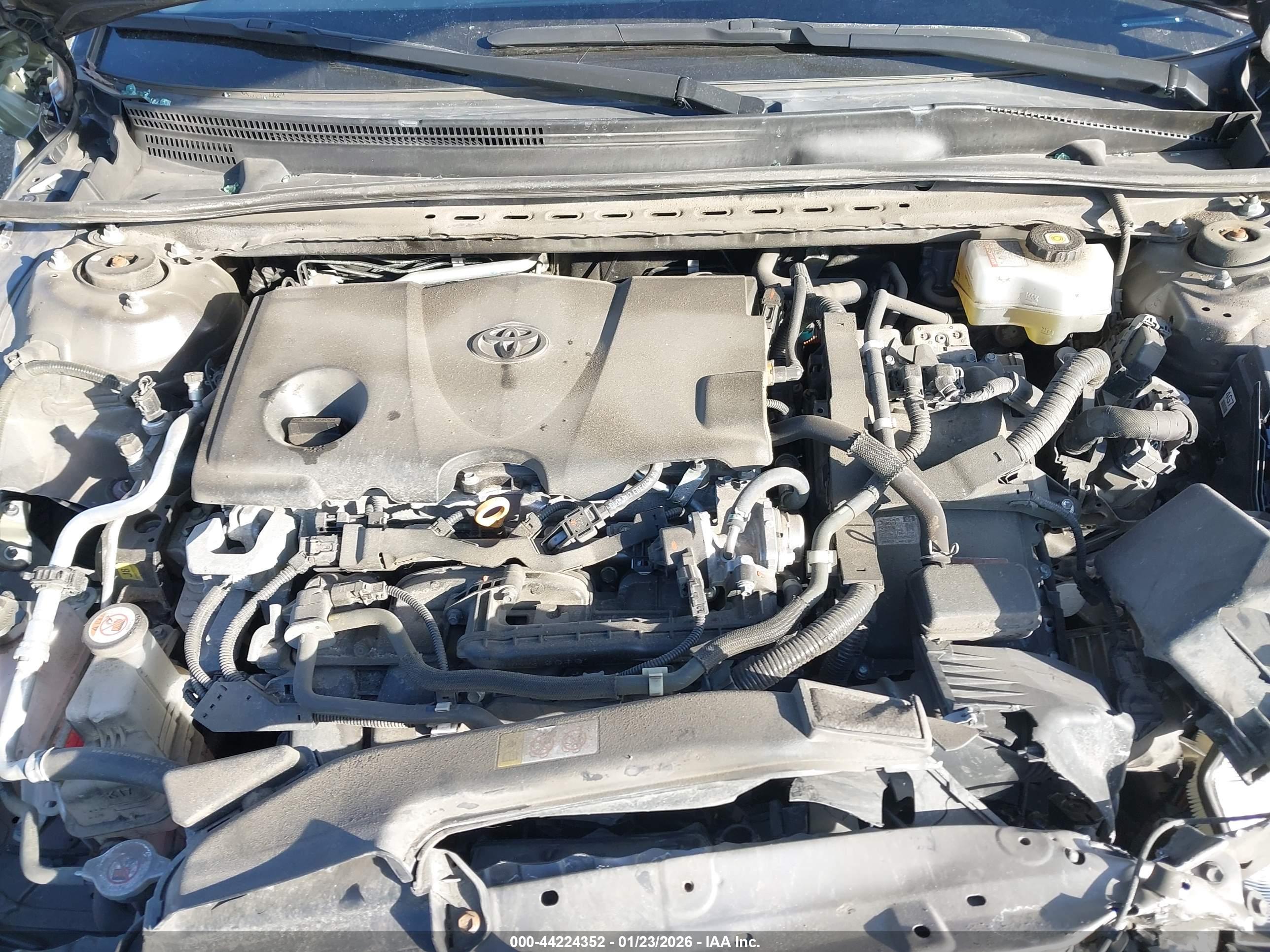 TOYOTA CAMRY image 10