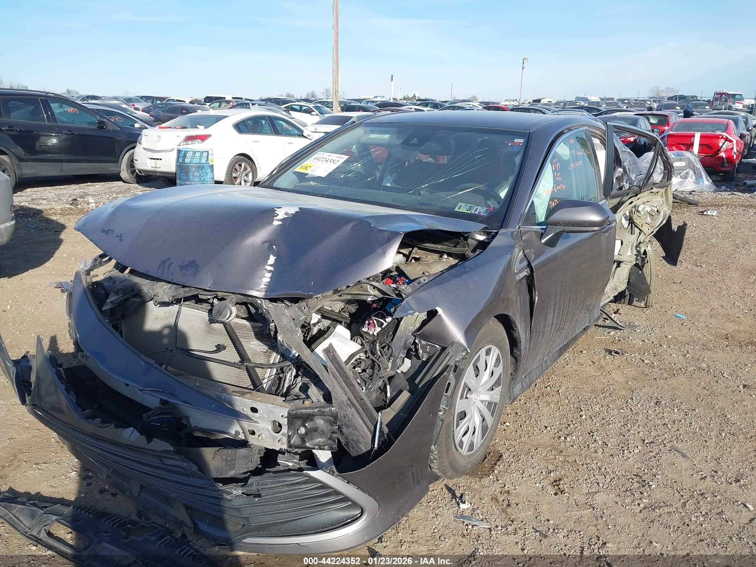 TOYOTA CAMRY image 6