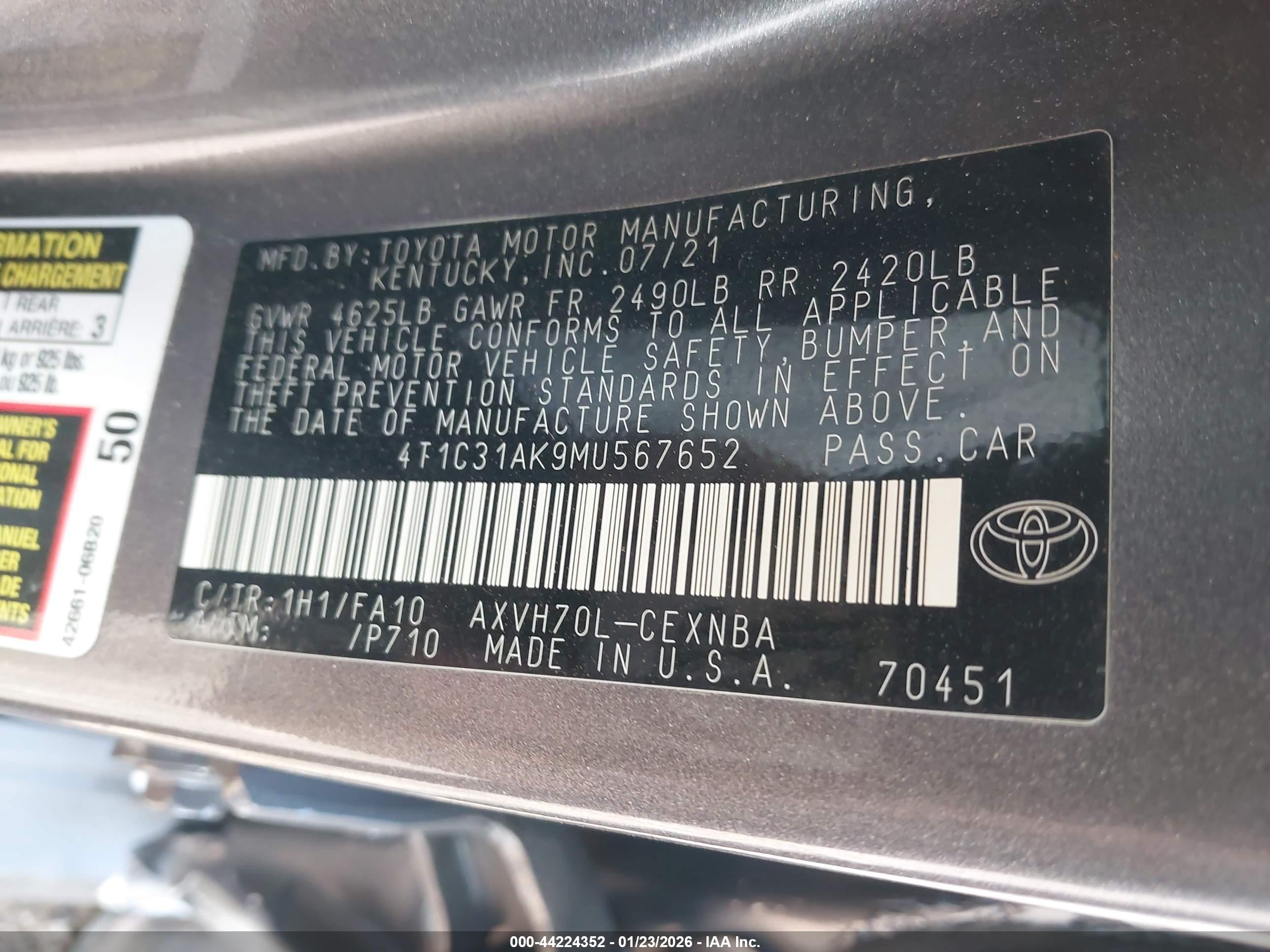 TOYOTA CAMRY image 9