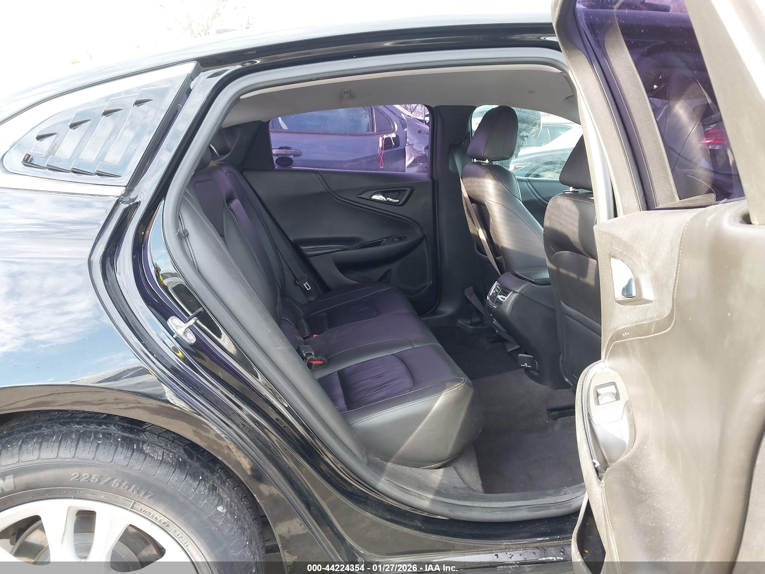 CHEVROLET MALIBU image 8