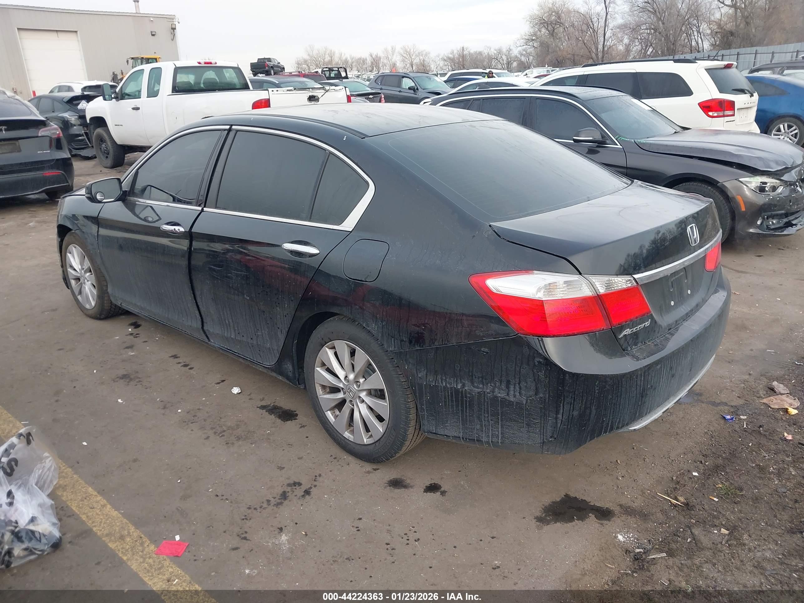 HONDA ACCORD image 3