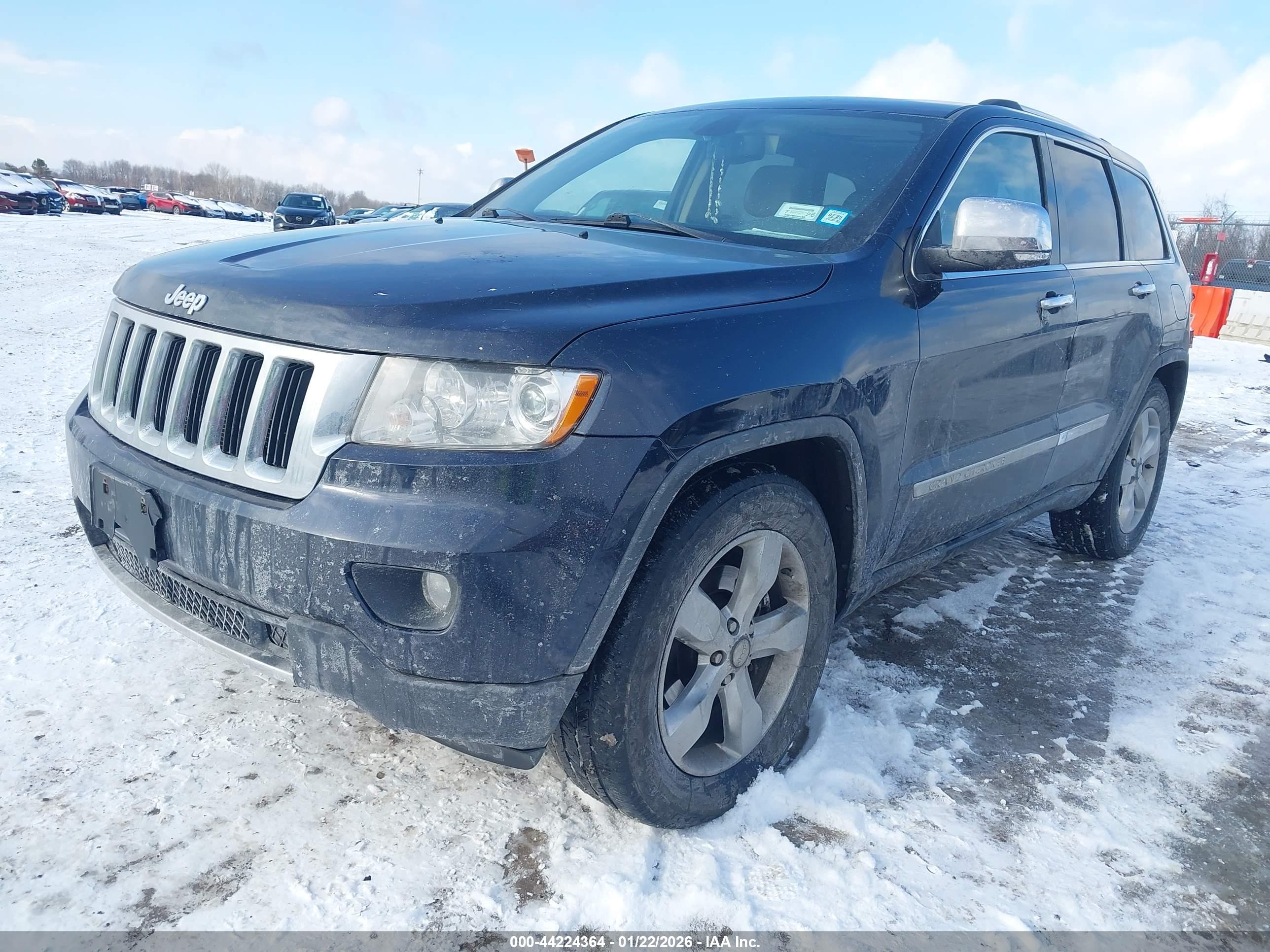 JEEP GRAND image 2
