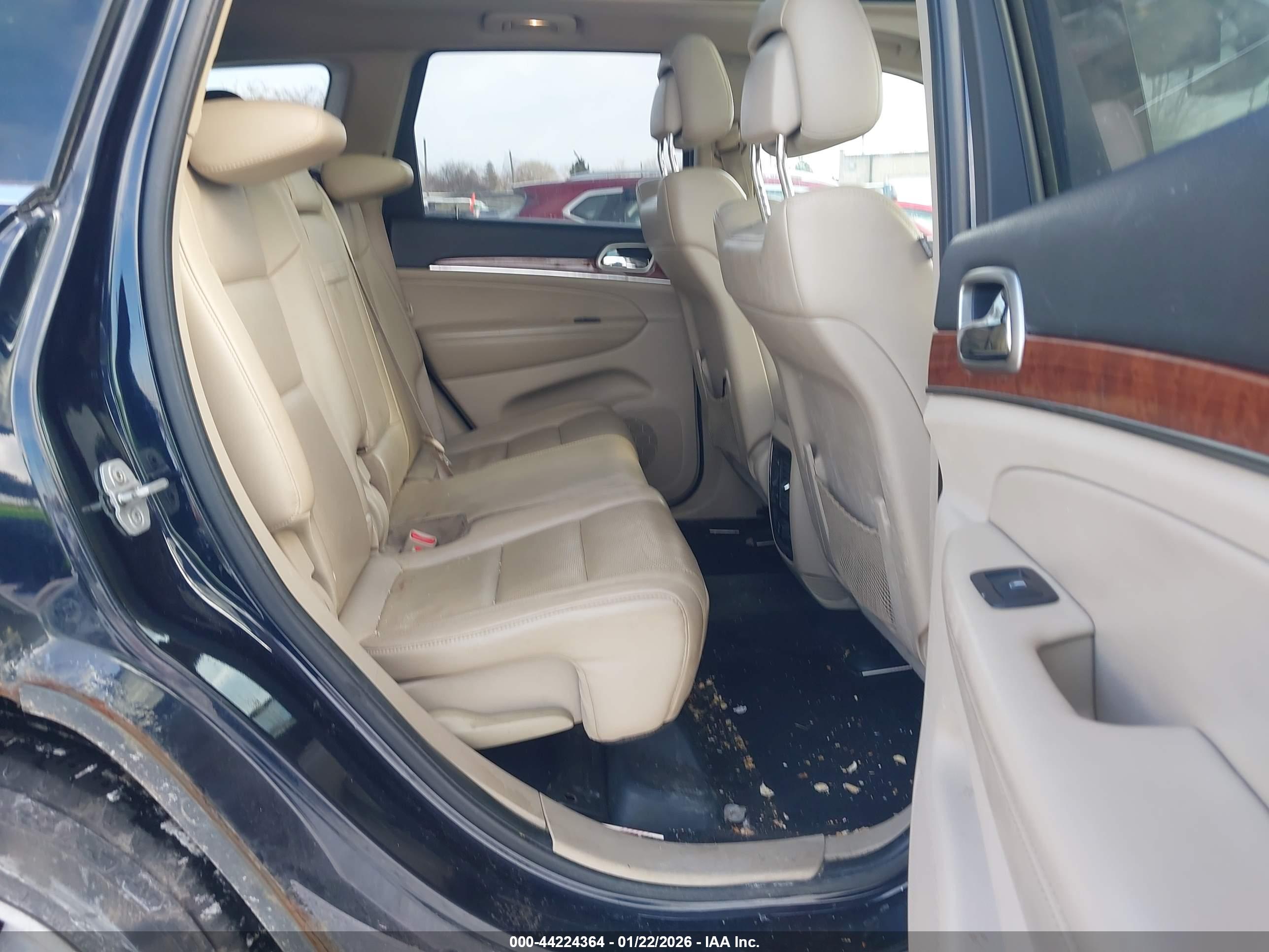 JEEP GRAND image 8